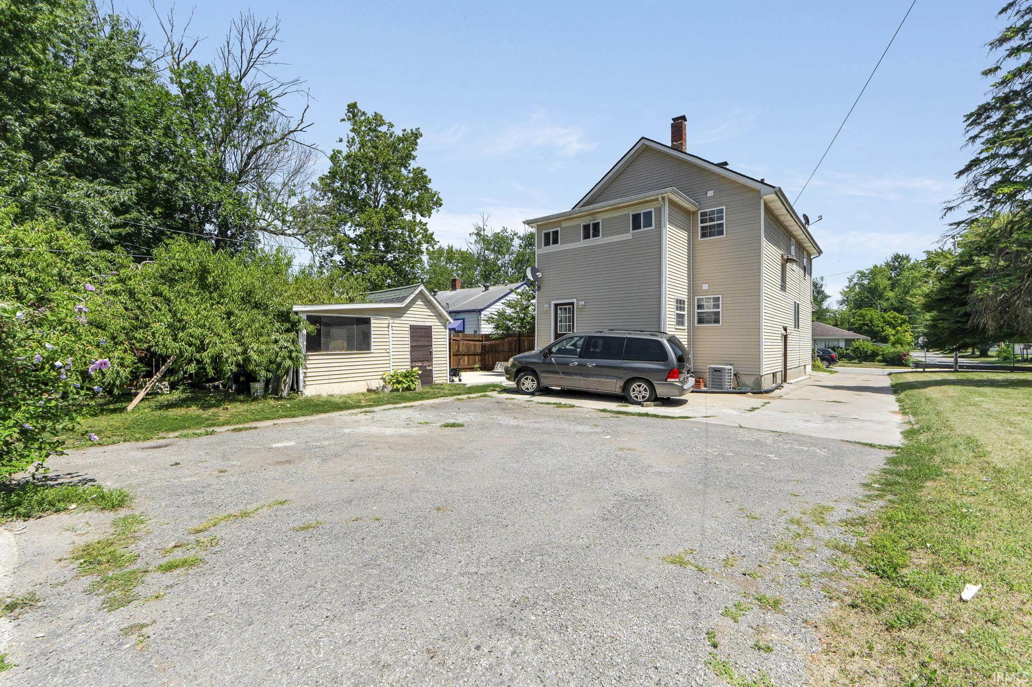 Photo 34 of 2832 Abbott Street