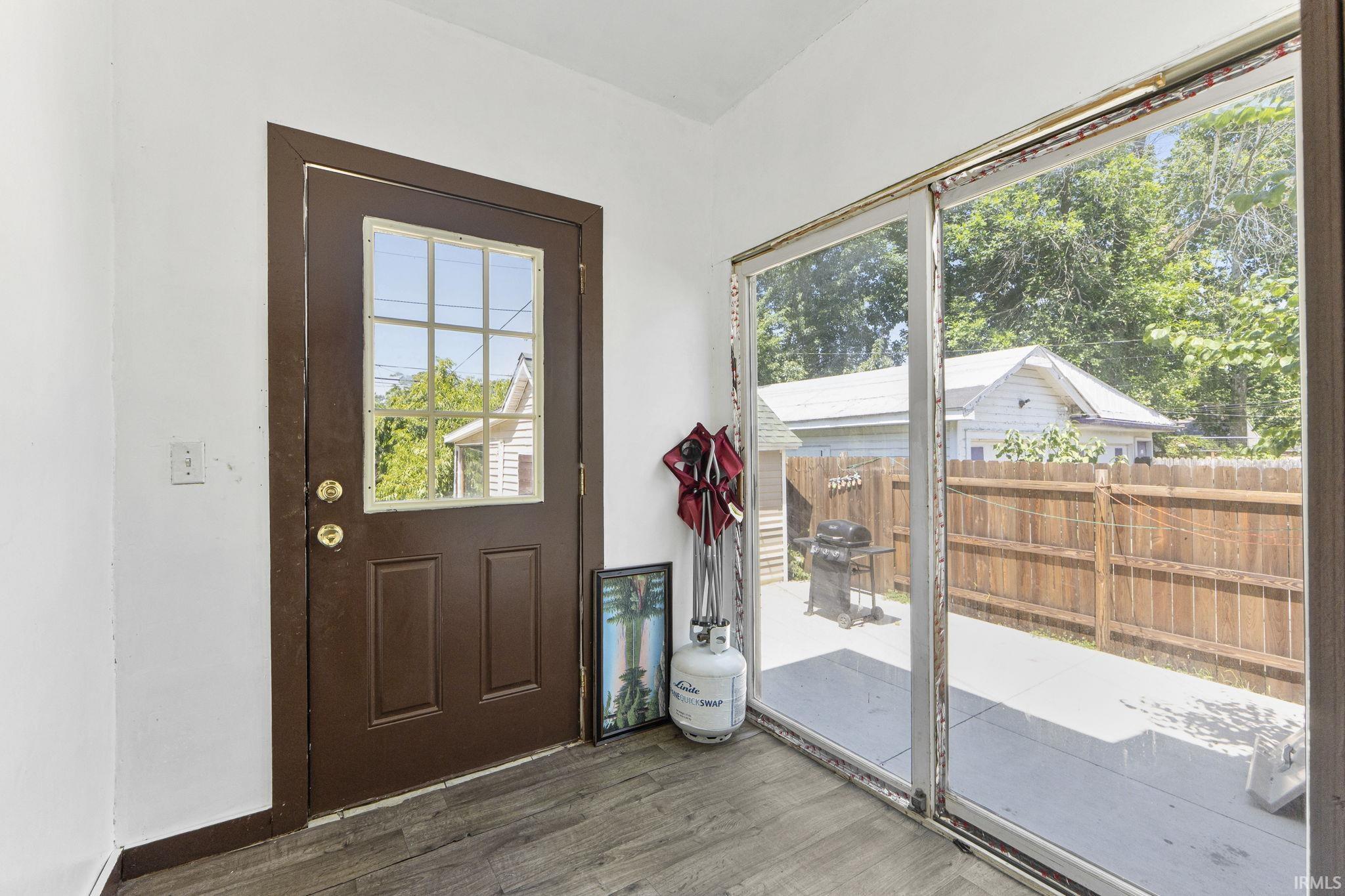 Photo 4 of 2832 Abbott Street