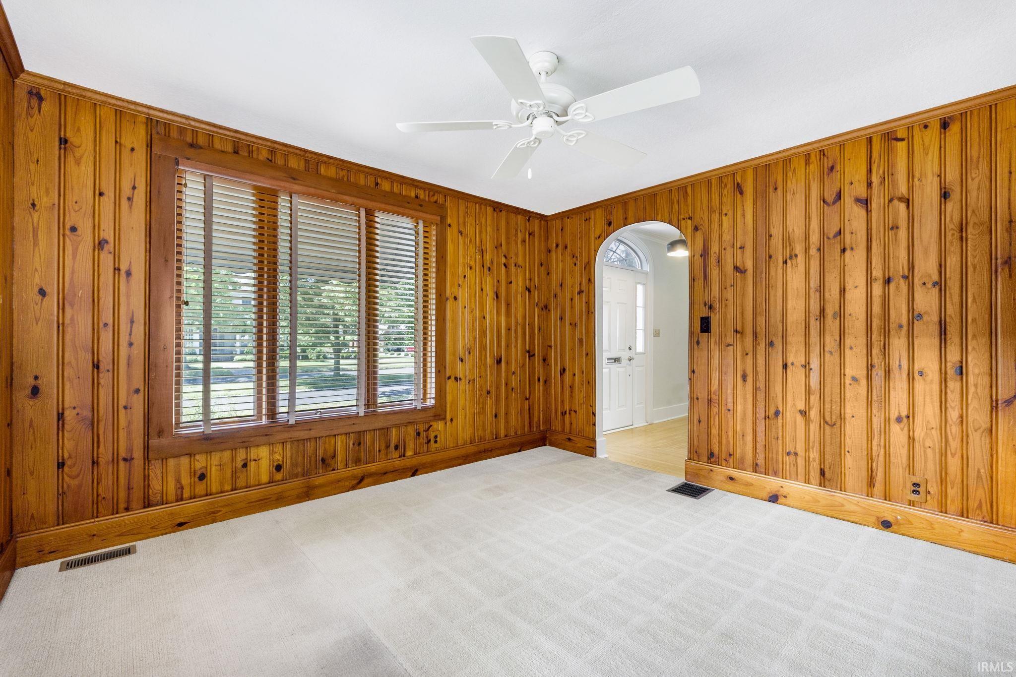 Photo 8 of 902 Midway Drive