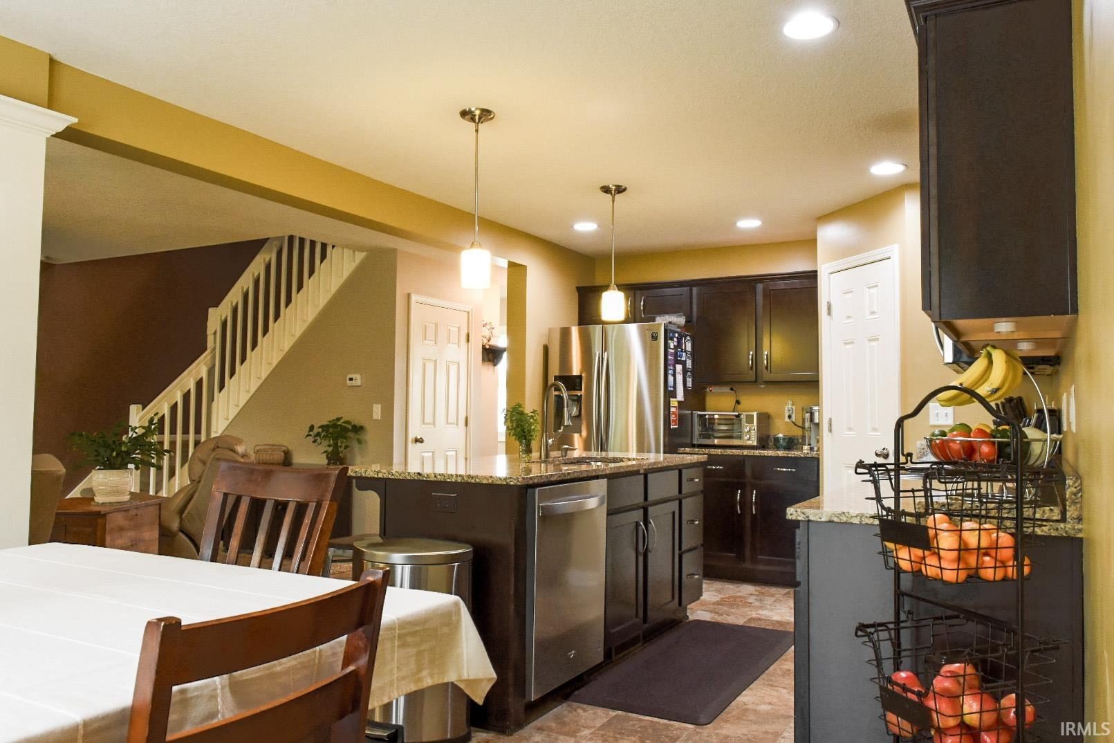 Photo 8 of 208 Cabrillo Court