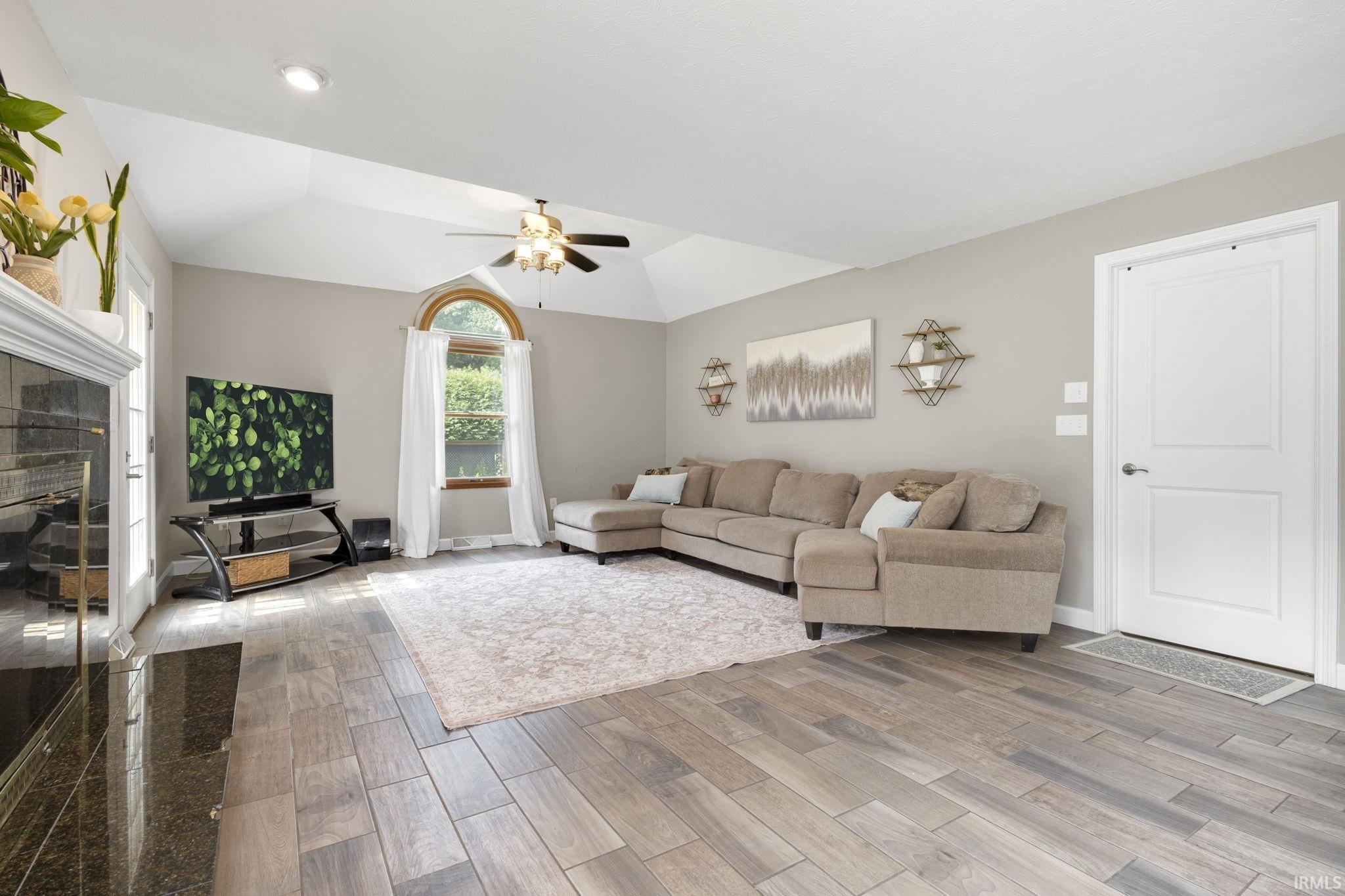 Photo 6 of 53303 Monticola Lane