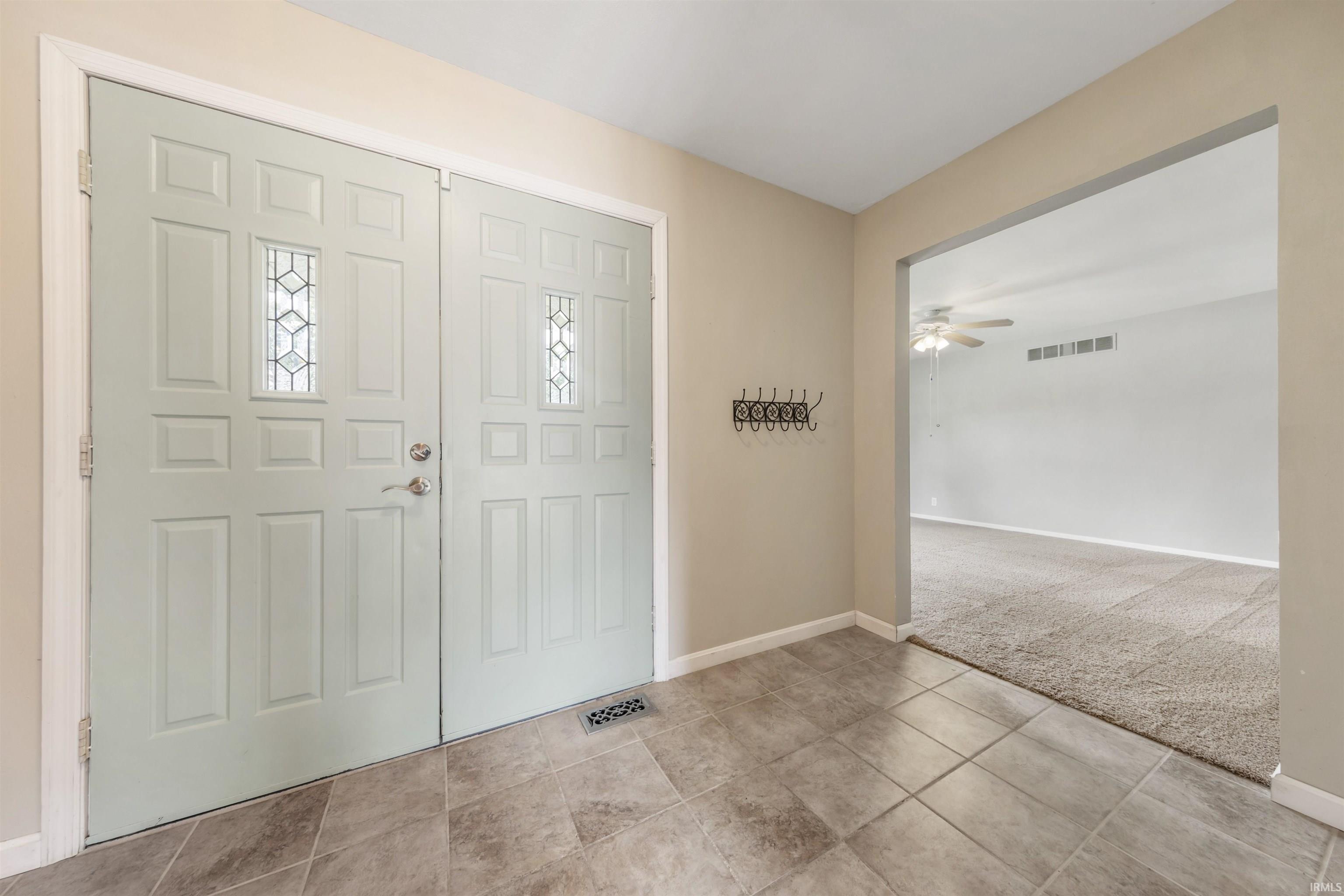 Homes for sale in Newburgh, IN | 7699 Ridgemont Dr, Newburgh, IN 47630 | MLS# 202529456