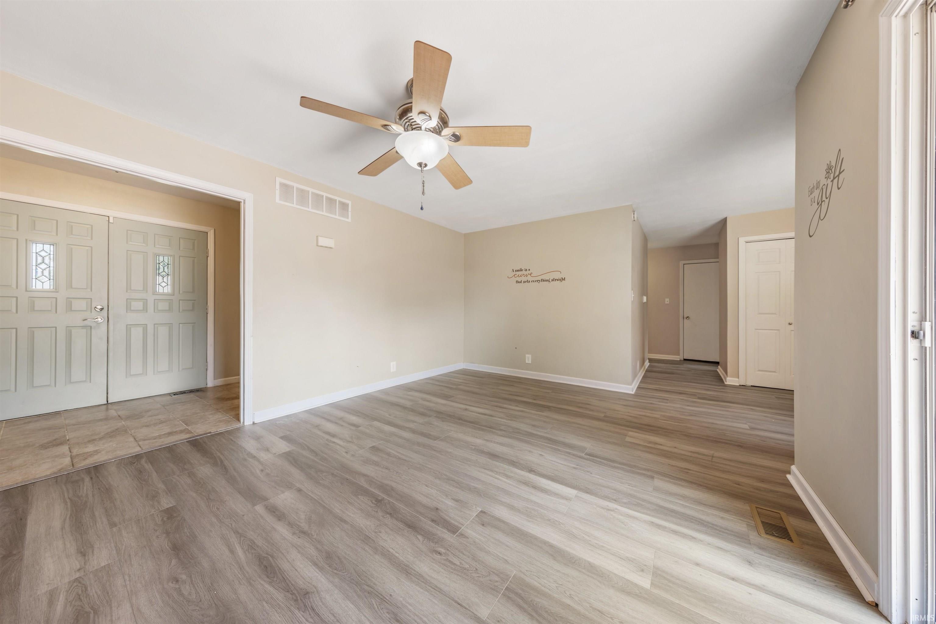 Homes for sale in Newburgh, IN | 7699 Ridgemont Dr, Newburgh, IN 47630 | MLS# 202529456