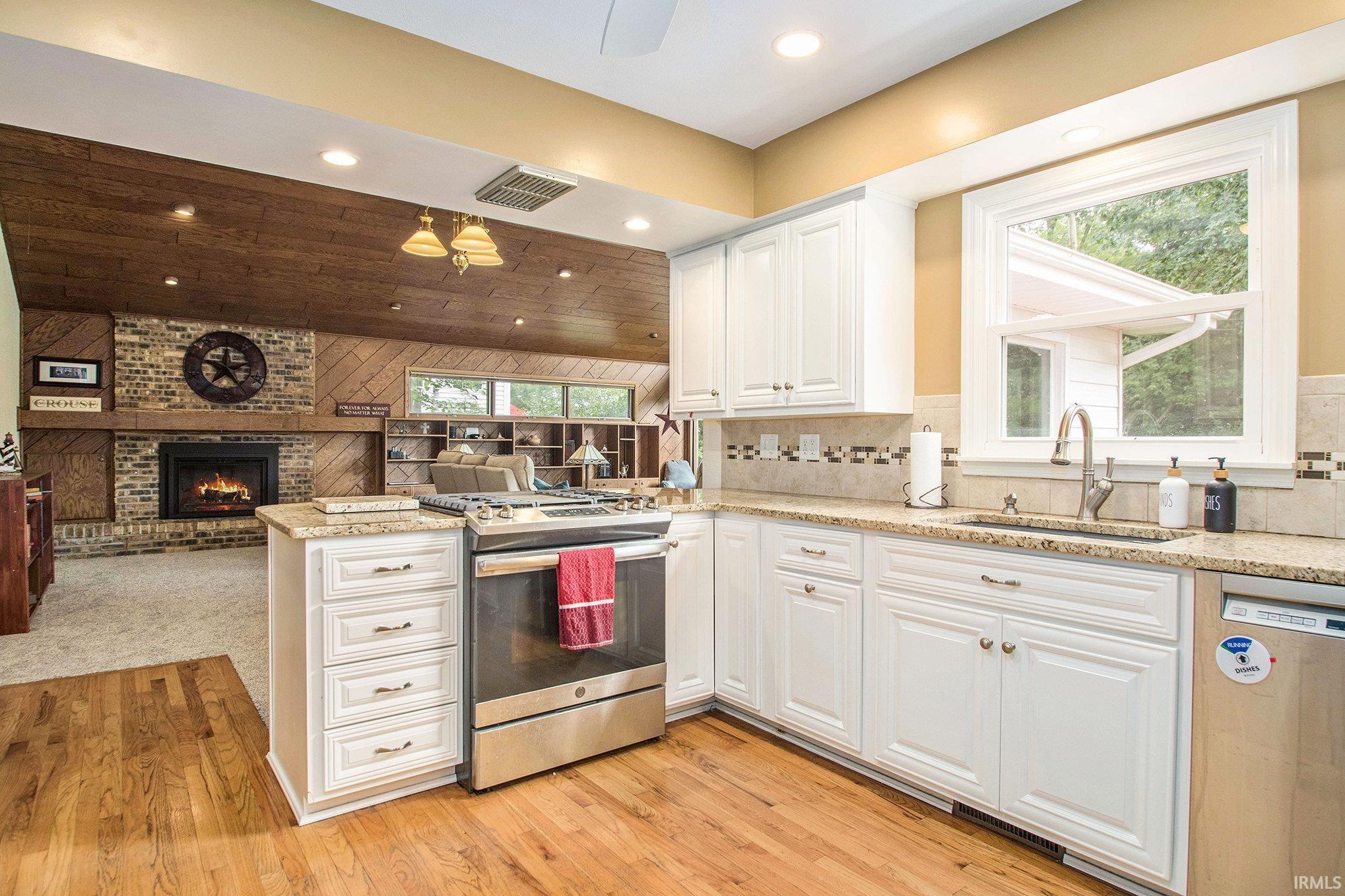 Photo 5 of 1506 Dogwood Drive
