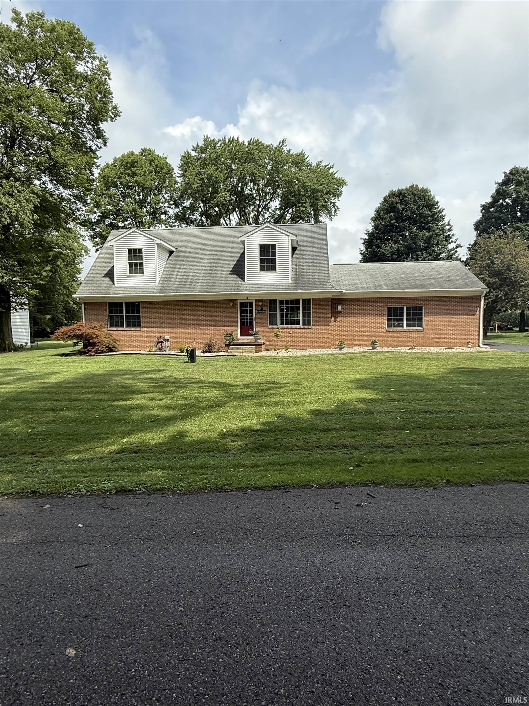 Homes for sale in Logansport, IN | 2710 Northwood Dr, Logansport, IN 46947 | MLS# 202529462