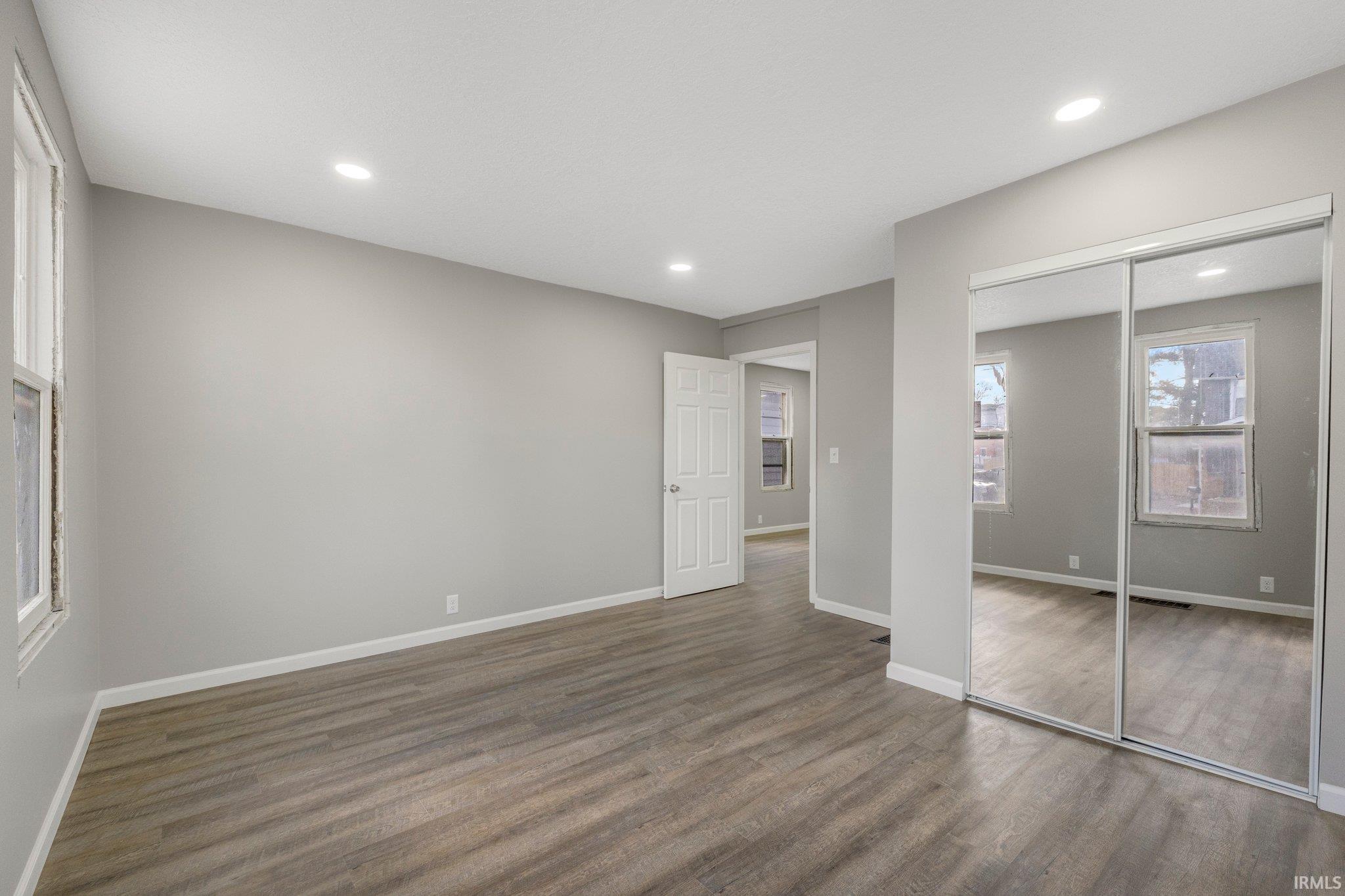 Photo 13 of 607 Riverside Avenue