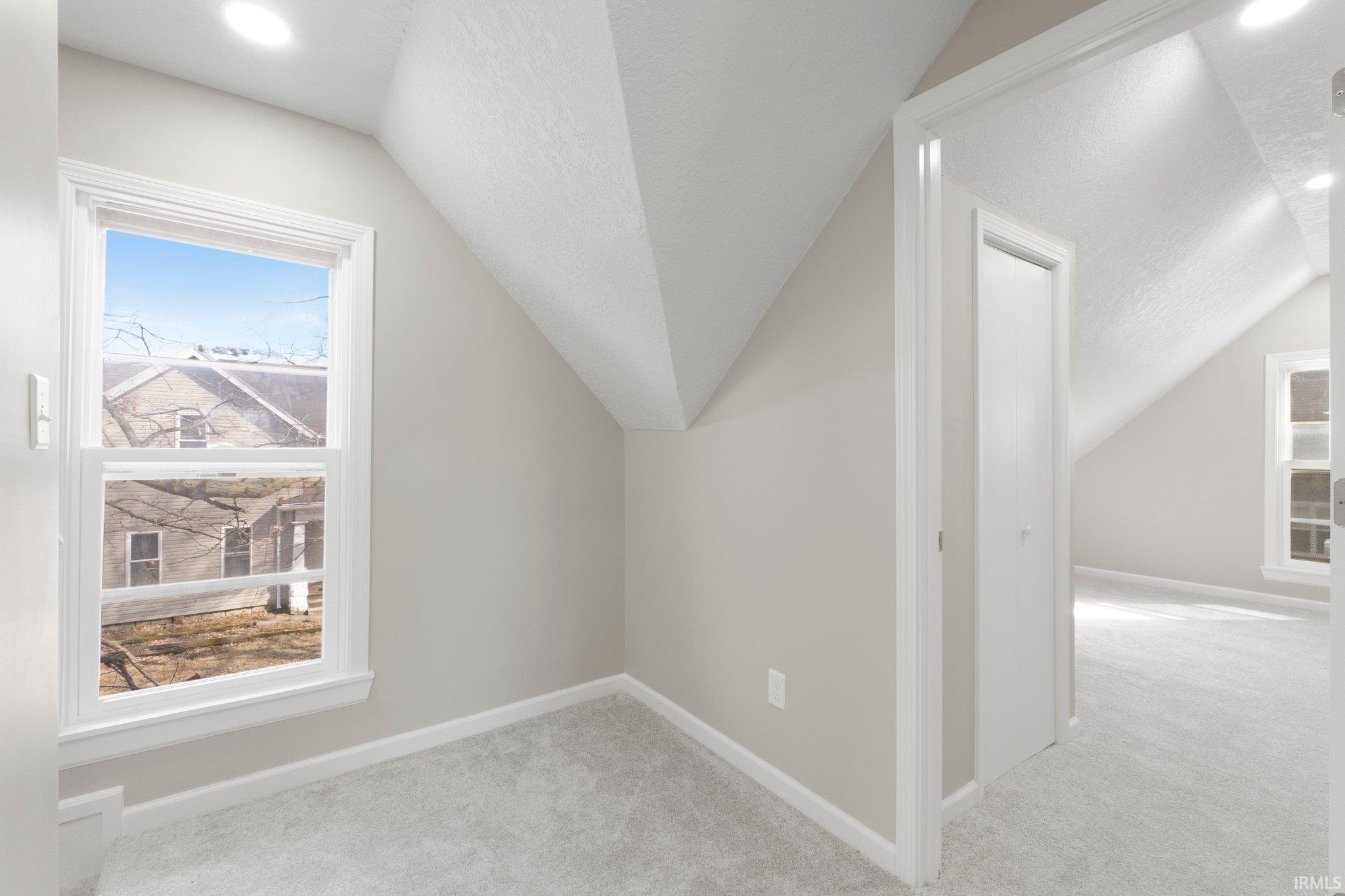 Photo 25 of 607 Riverside Avenue