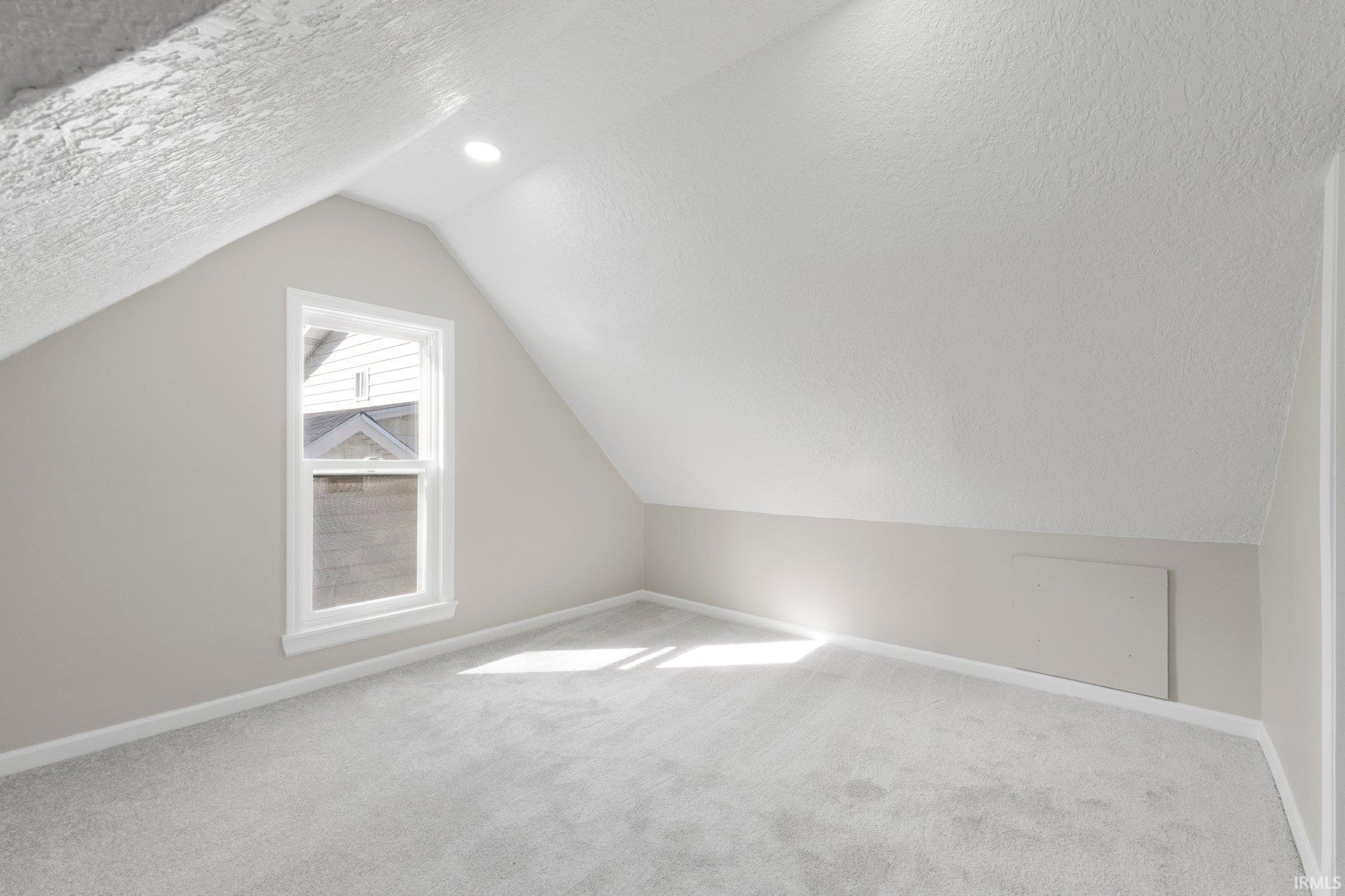 Photo 29 of 607 Riverside Avenue