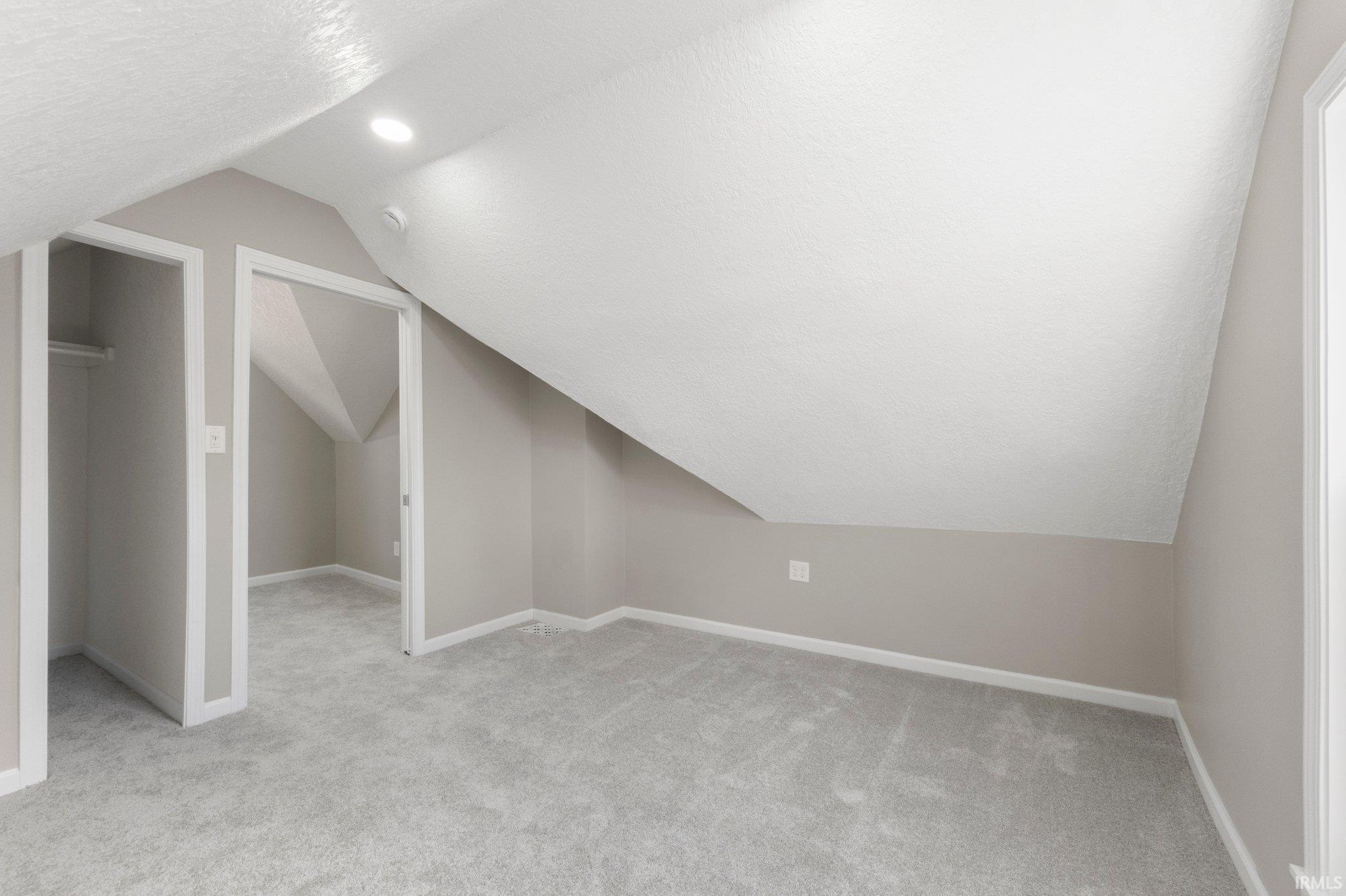 Photo 30 of 607 Riverside Avenue