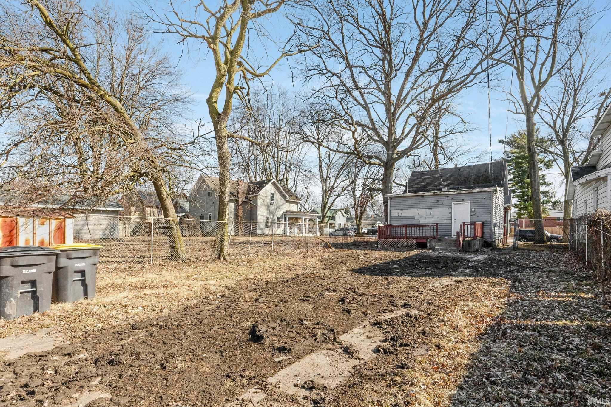 Photo 35 of 607 Riverside Avenue