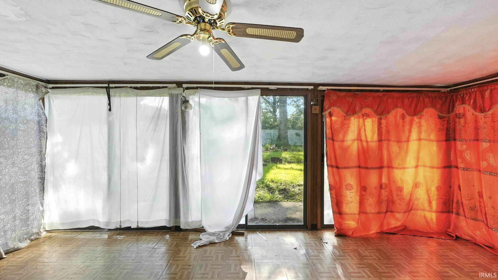 Photo 10 of 3929 Plaza Drive