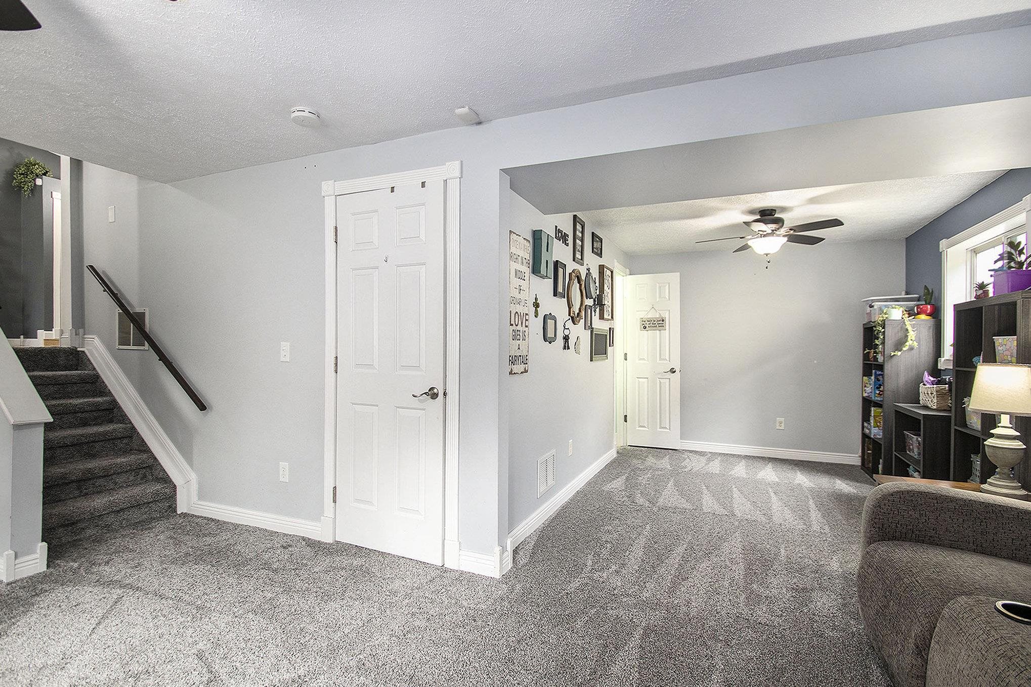 Photo 12 of 1836 Woodland Drive