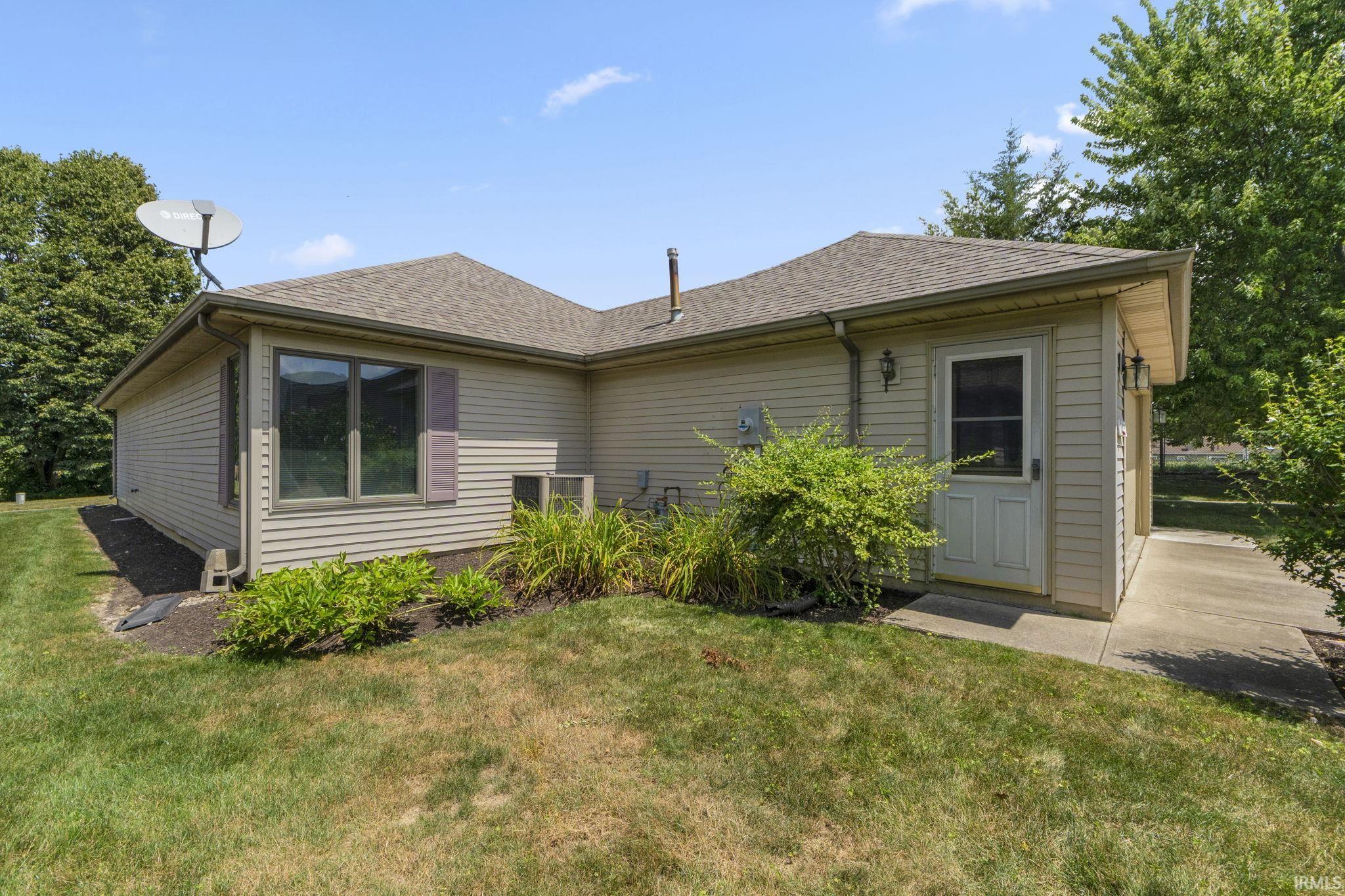 Photo 2 of 8041 Harrisburg Lane