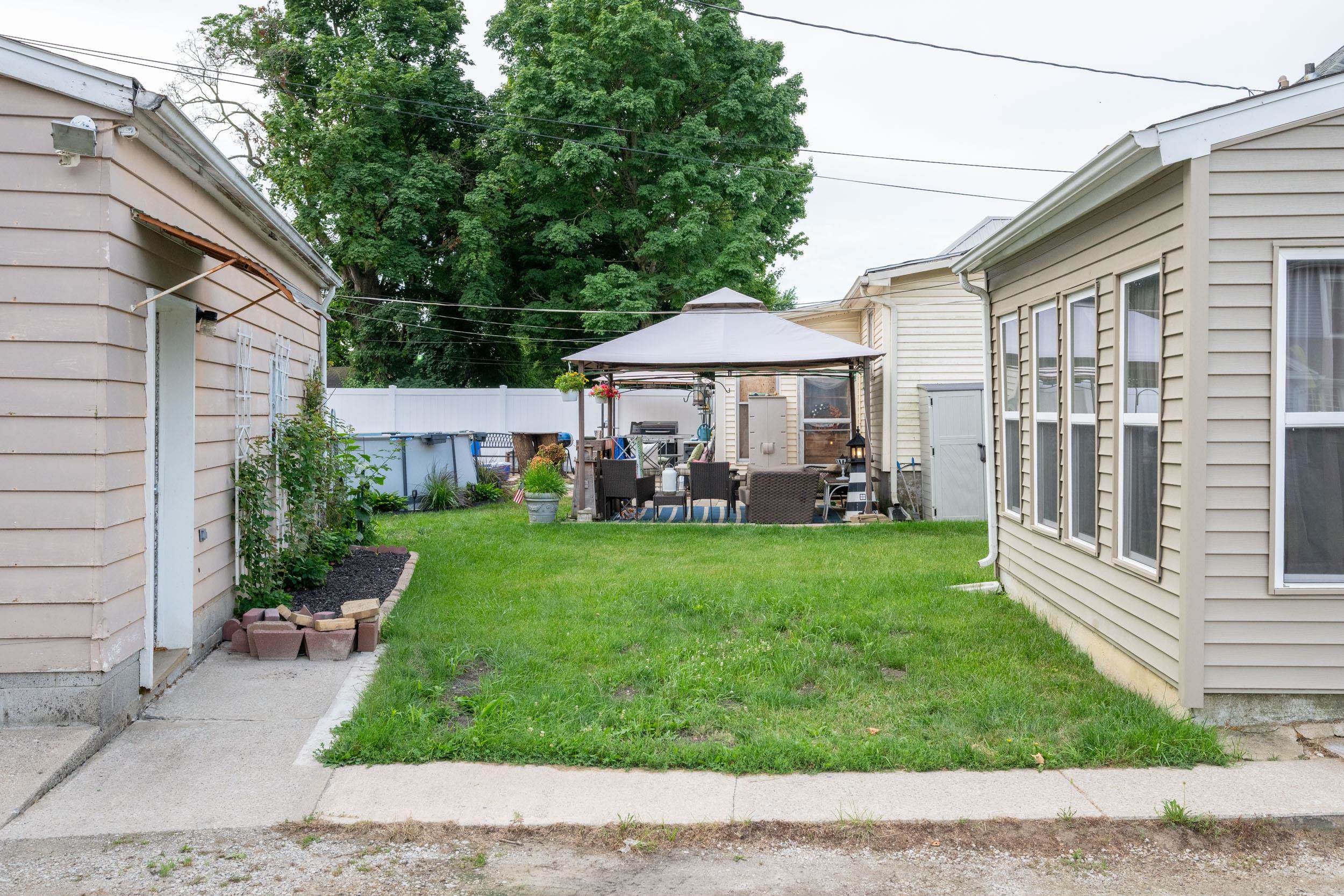 Photo 14 of 731 Ogan Avenue