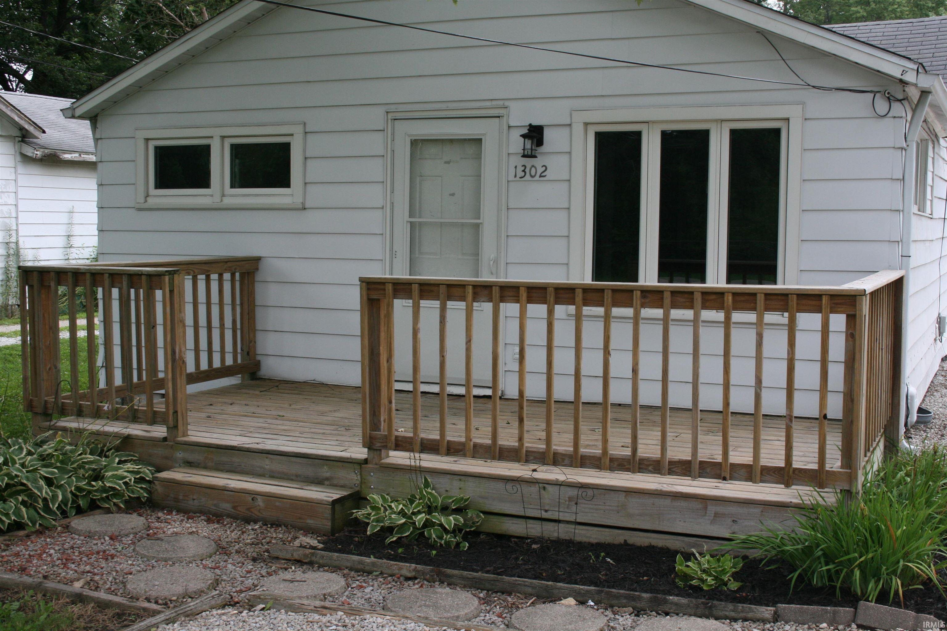 Homes for sale in Muncie, IN | 1302 N Country Club Rd, Muncie, IN 47303 | MLS# 202529651