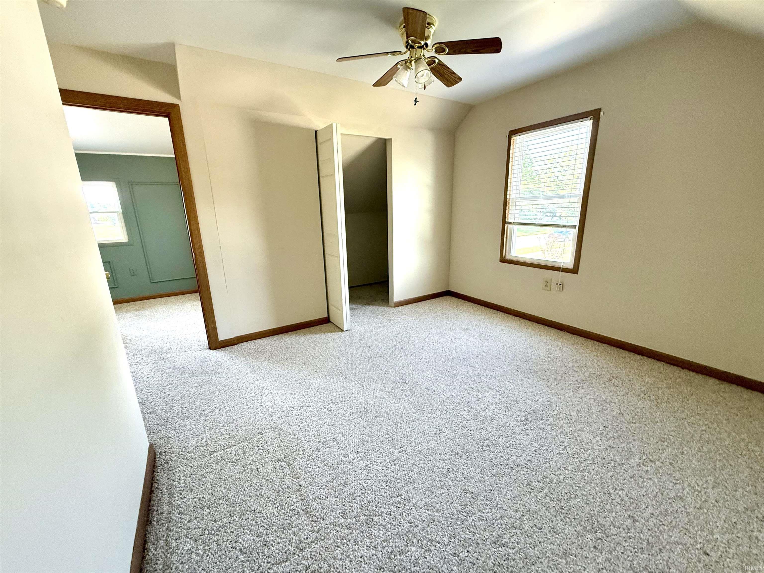 Photo 10 of 665 W Clark Street