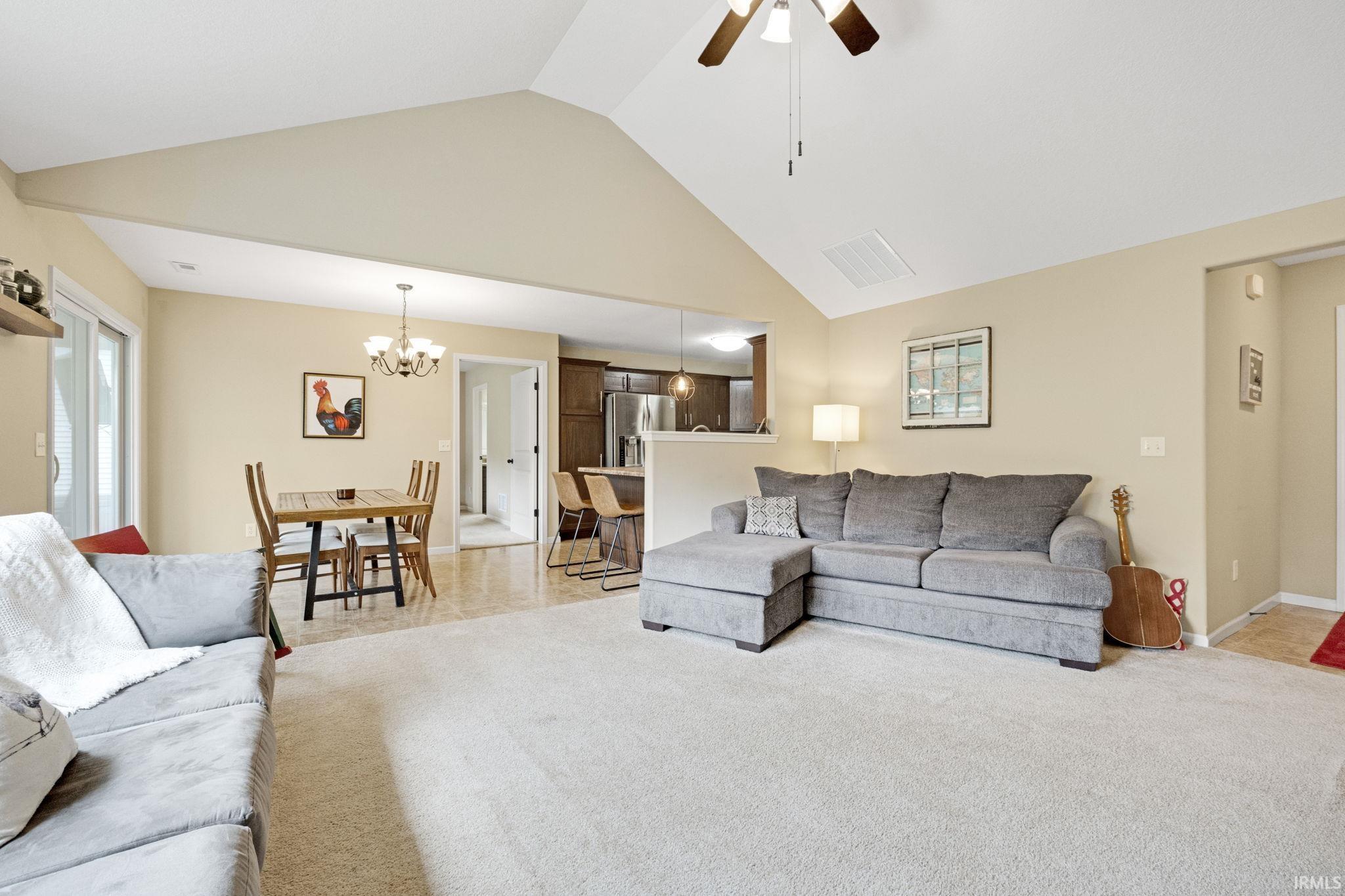 Photo 5 of 900 Redwood Court