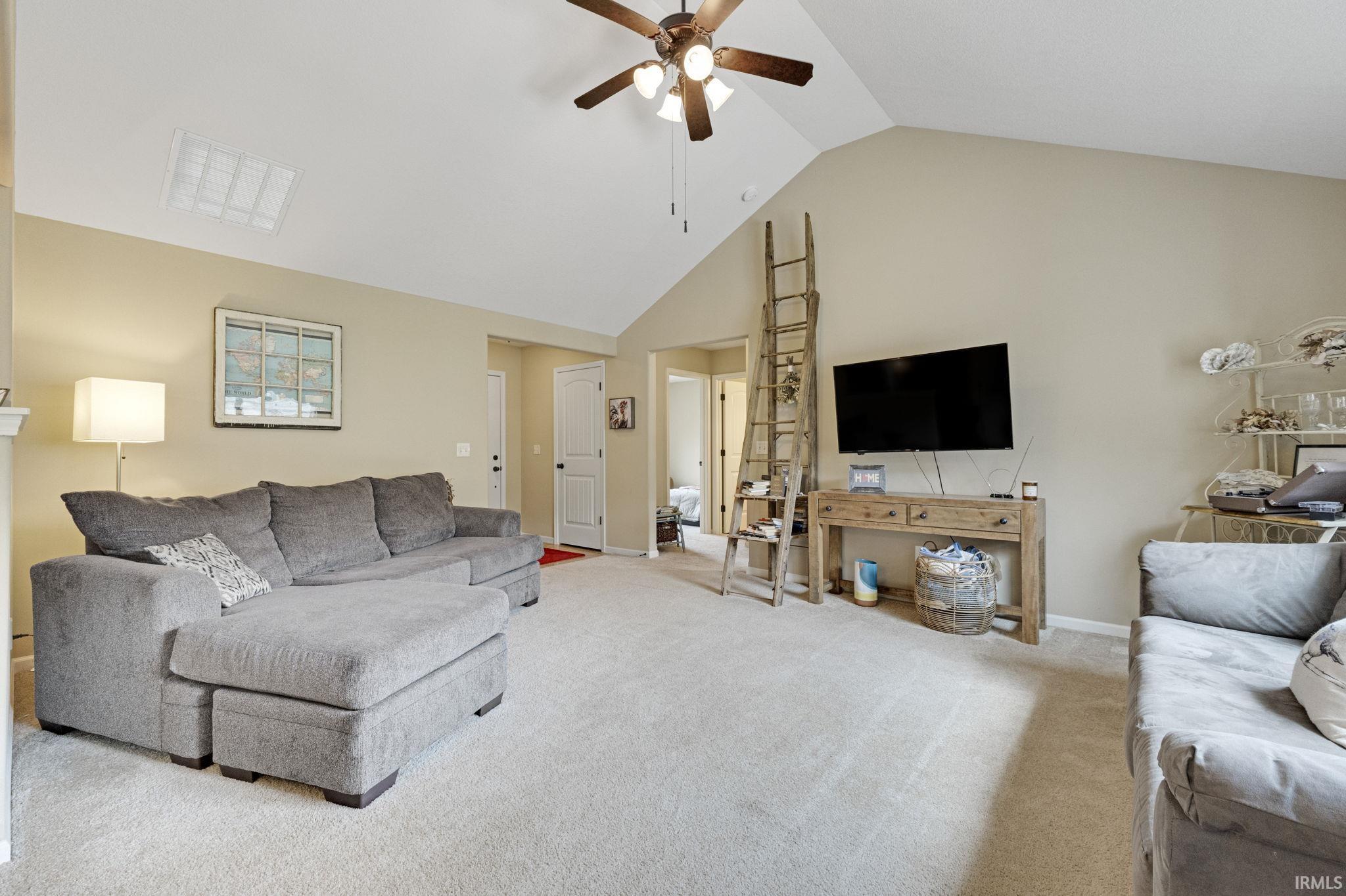 Photo 6 of 900 Redwood Court