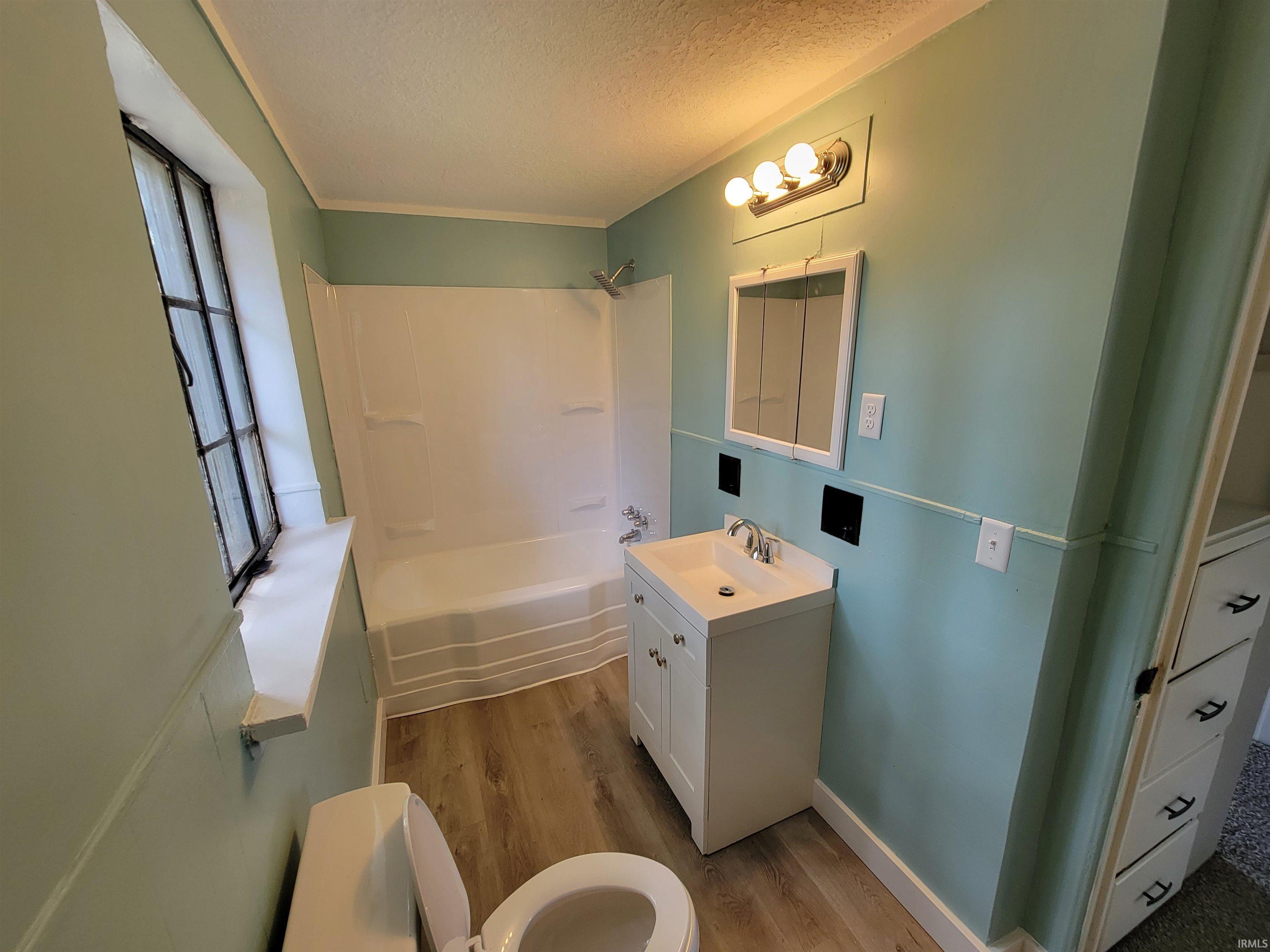 Photo 15 of 4615 S Calhoun Street