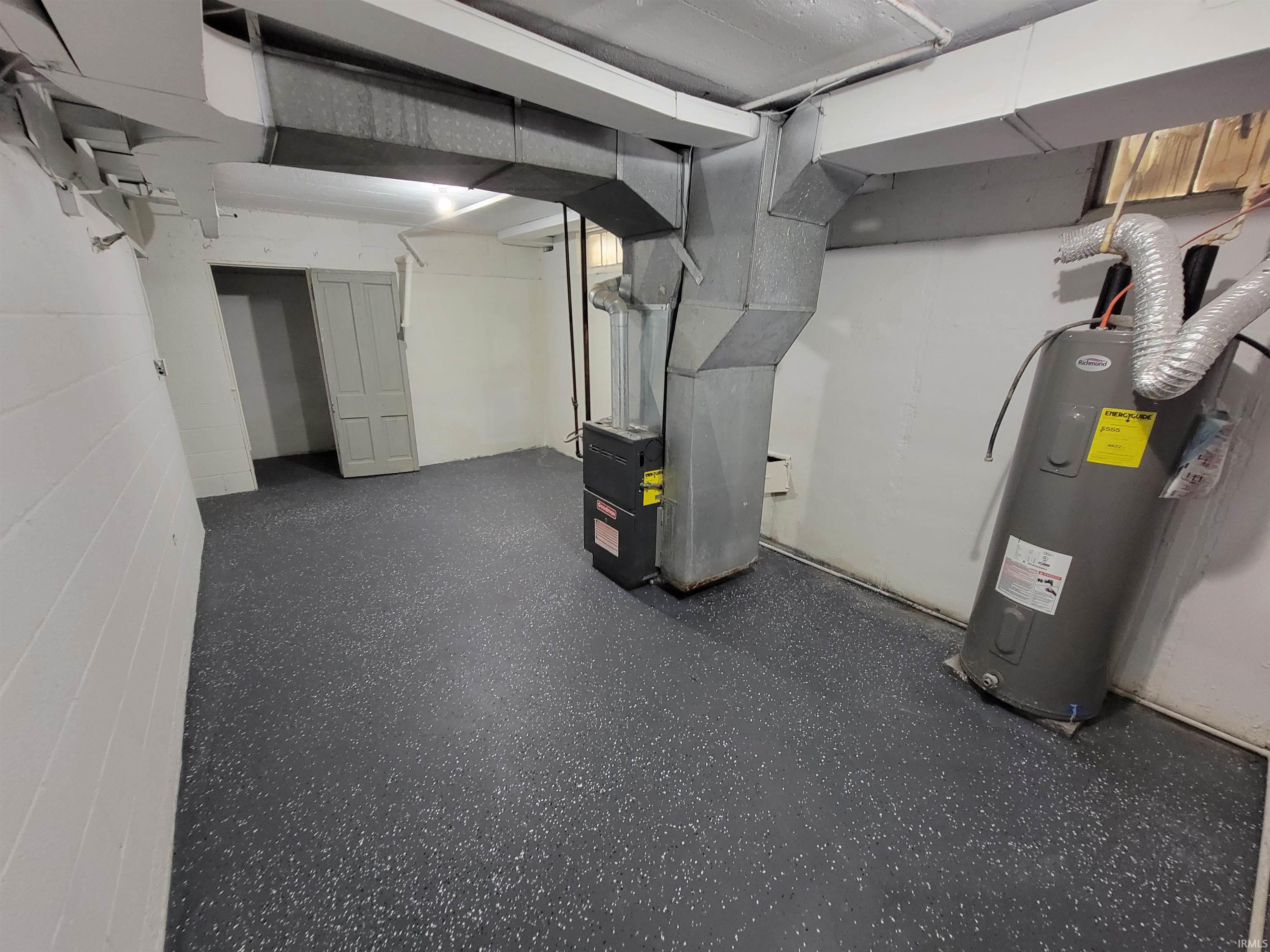 Photo 21 of 4615 S Calhoun Street