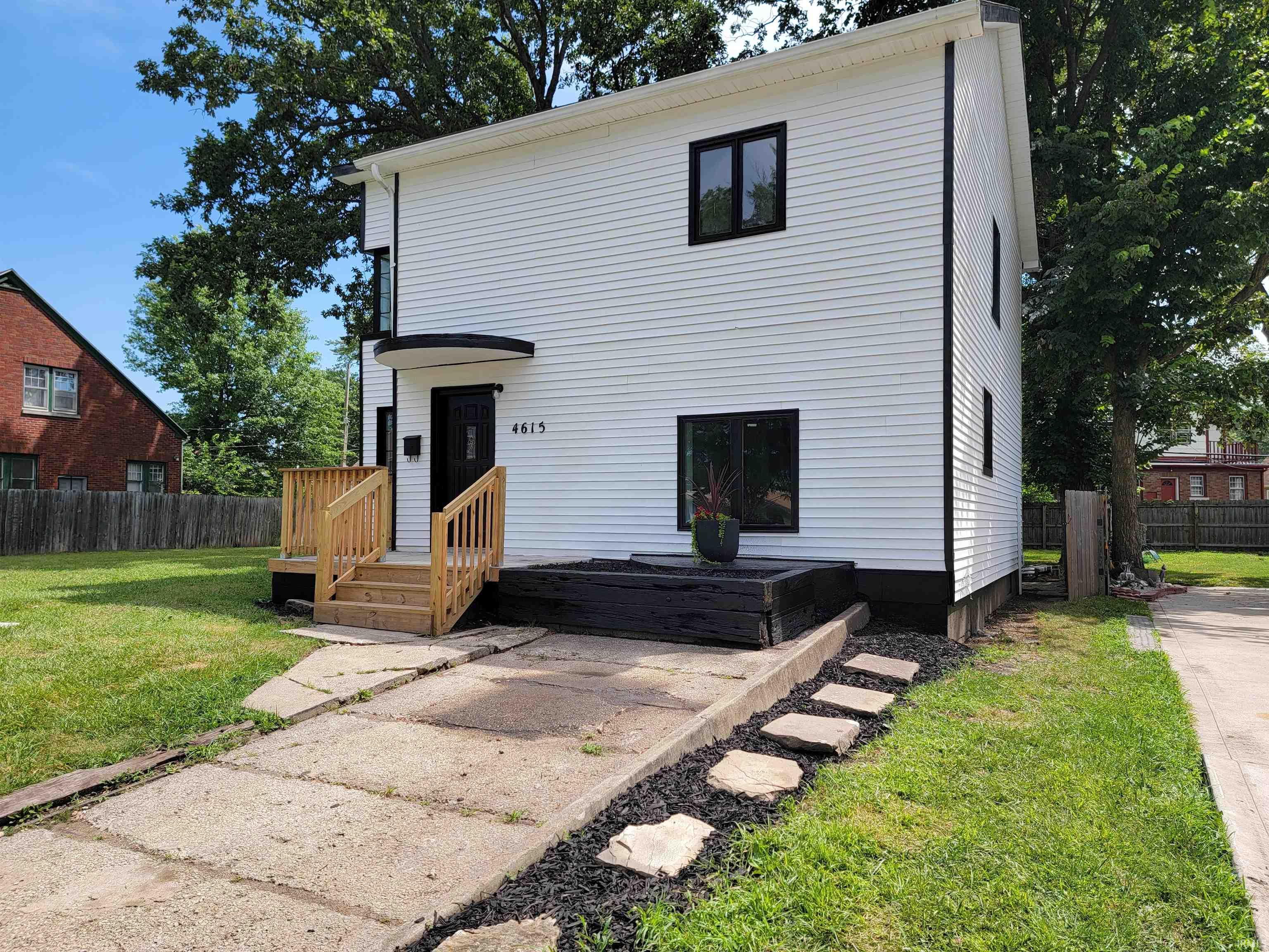 Photo 32 of 4615 S Calhoun Street