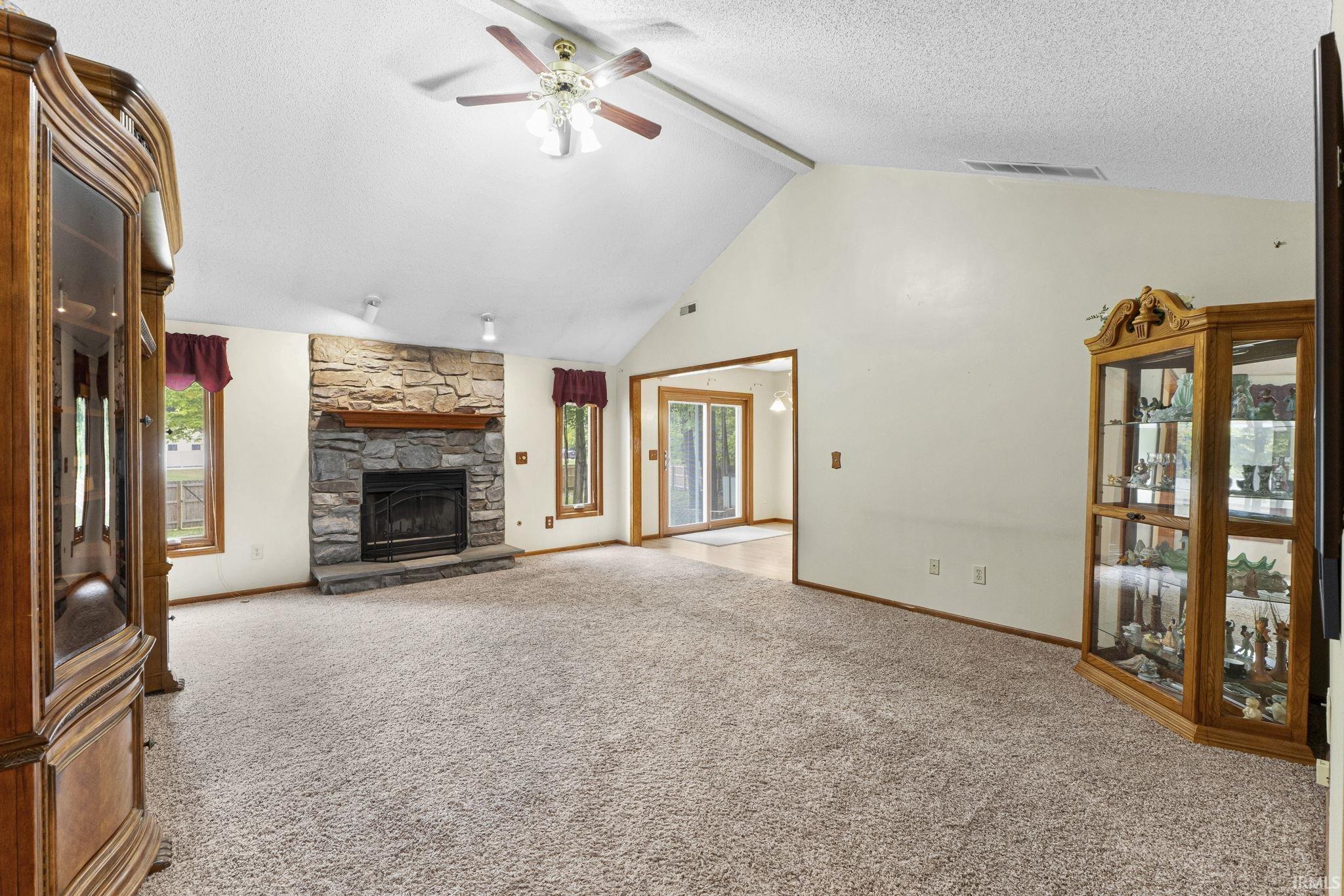 Photo 4 of 2808 Shady Hollow Place