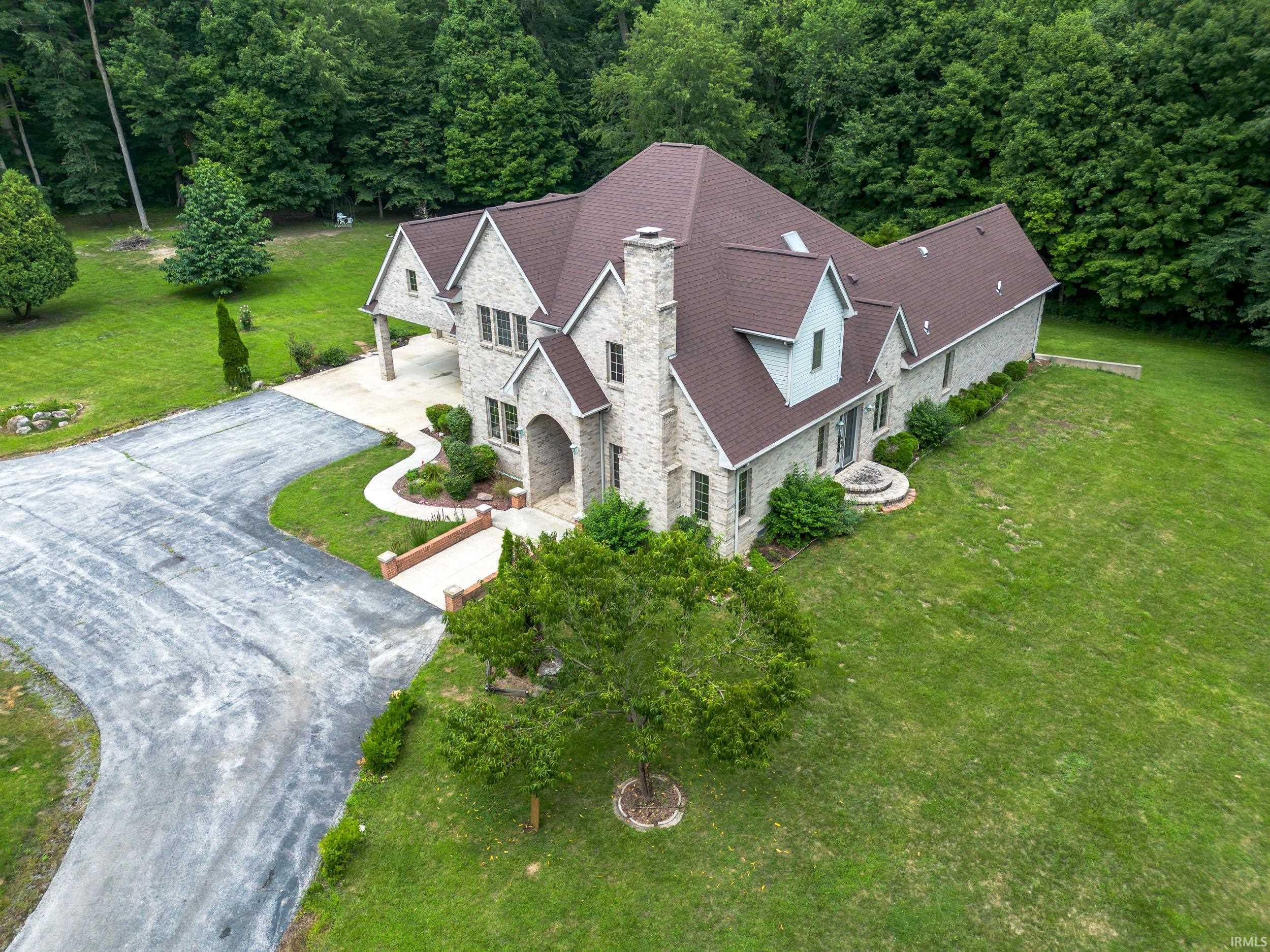 Photo 2 of 6857 W Maple Grove Road