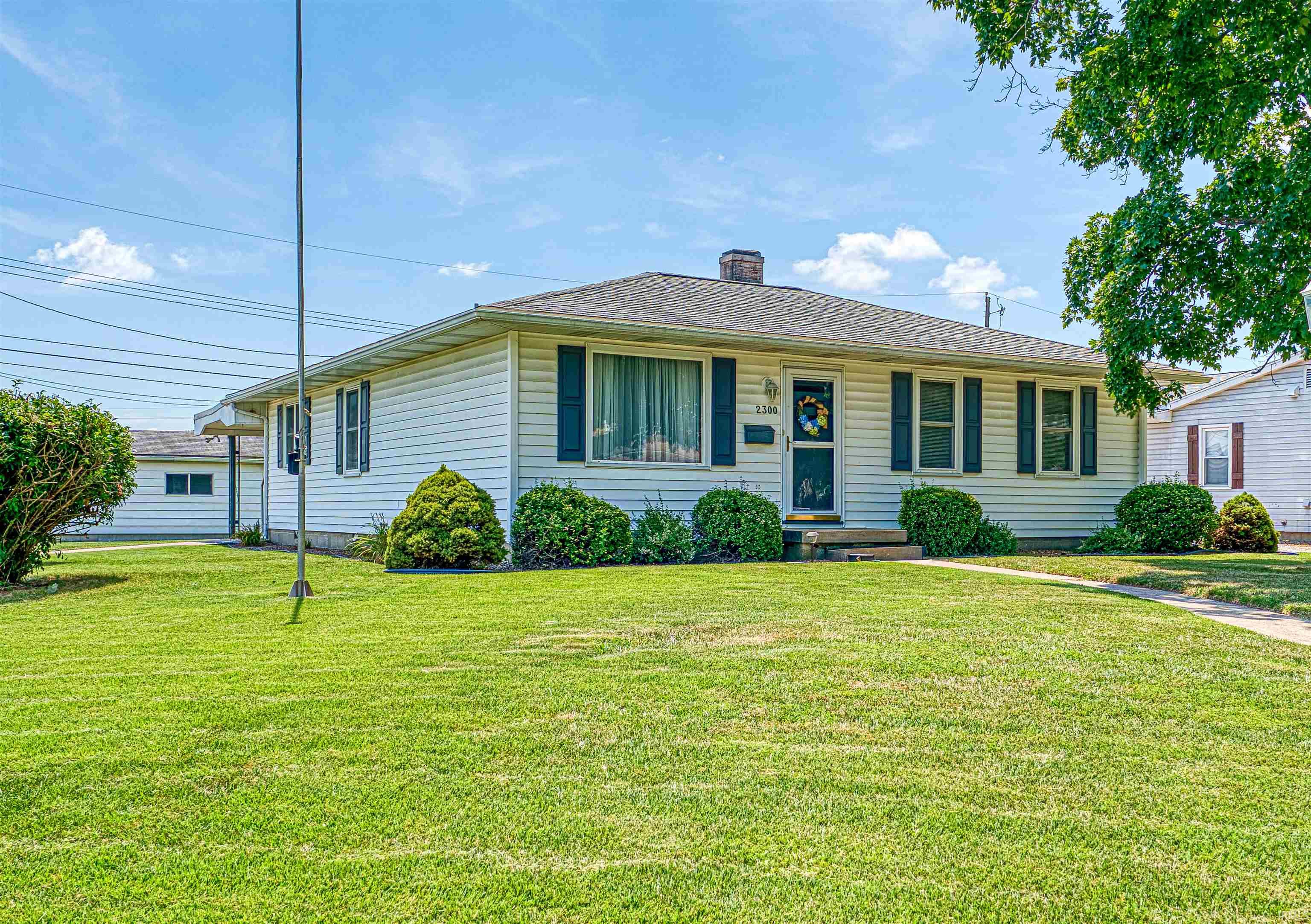 Homes for sale in Evansville, IN | 2300 Sheridan Rd, Evansville, IN 47720 | MLS# 202529844