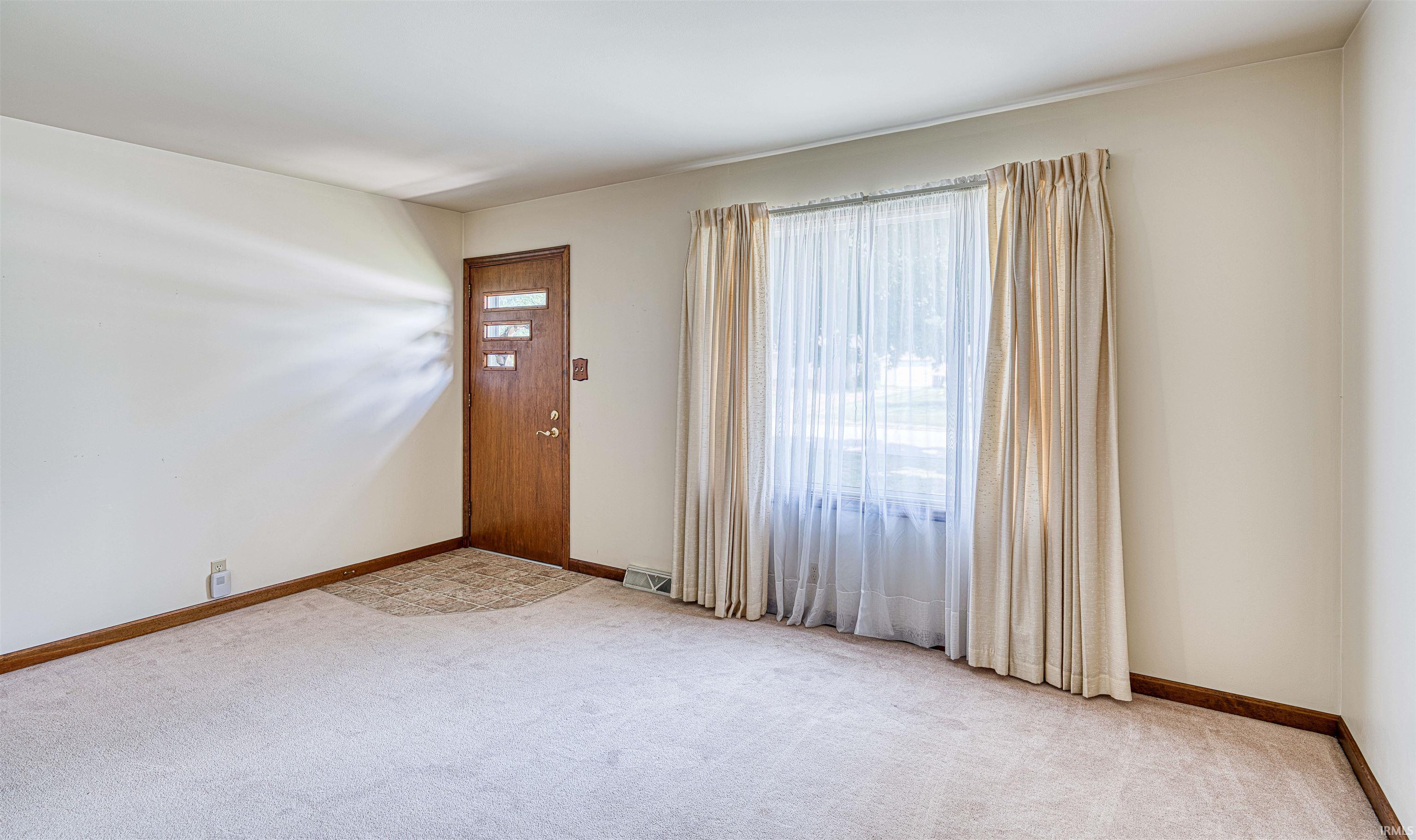 Homes for sale in Evansville, IN | 2300 Sheridan Rd, Evansville, IN 47720 | MLS# 202529844