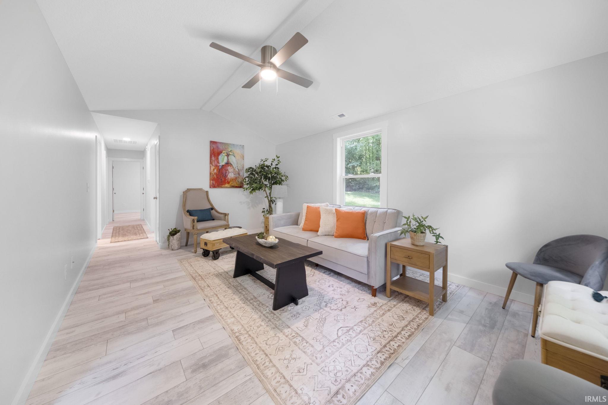 Photo 2 of 9304 N Oak Shore Drive