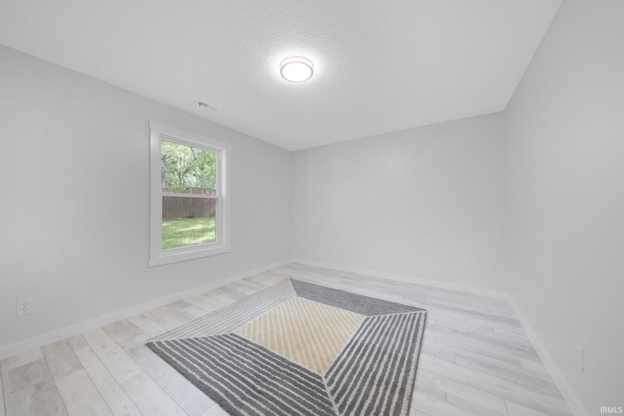 Photo 21 of 9304 N Oak Shore Drive