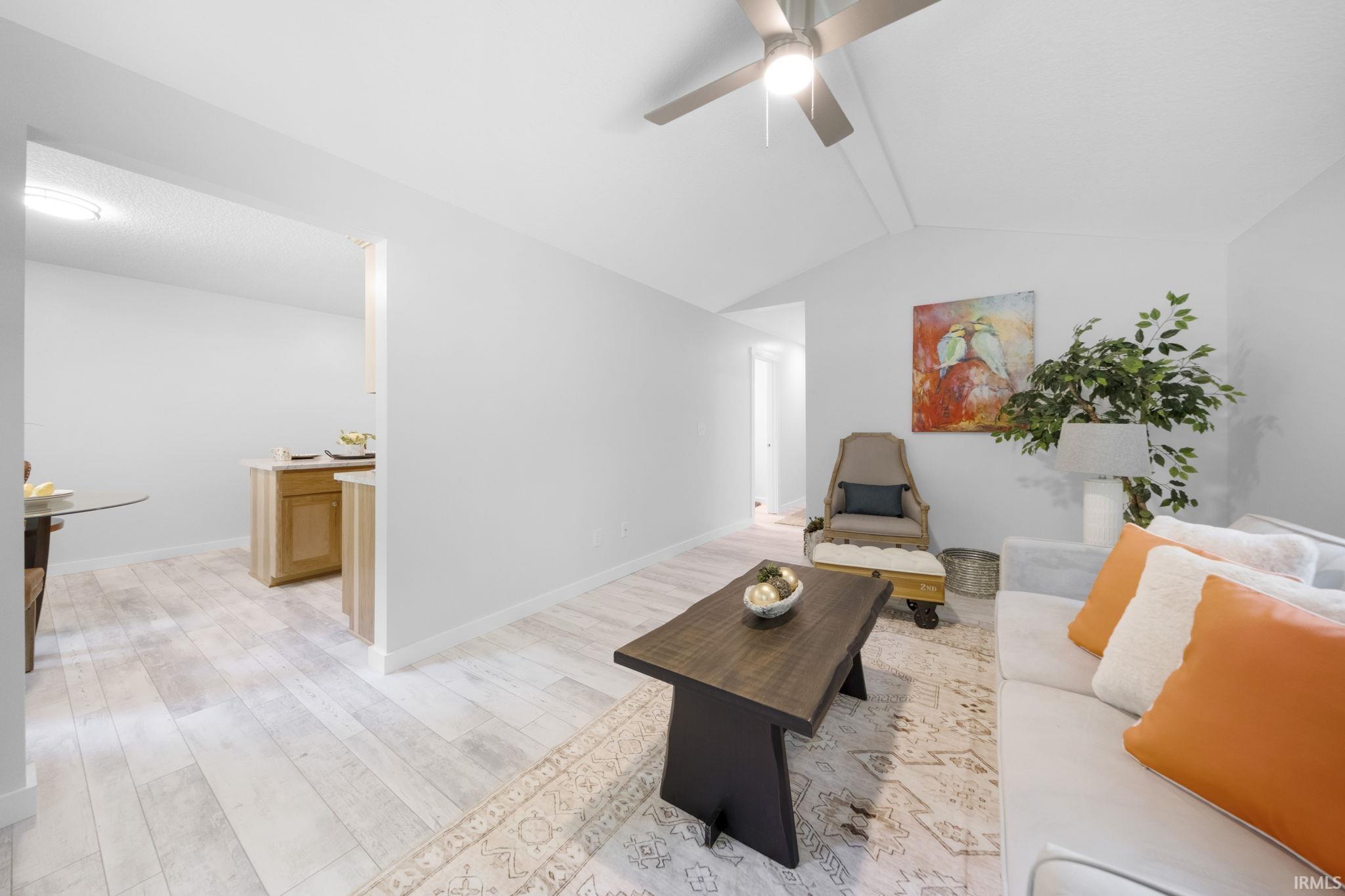 Photo 8 of 9304 N Oak Shore Drive