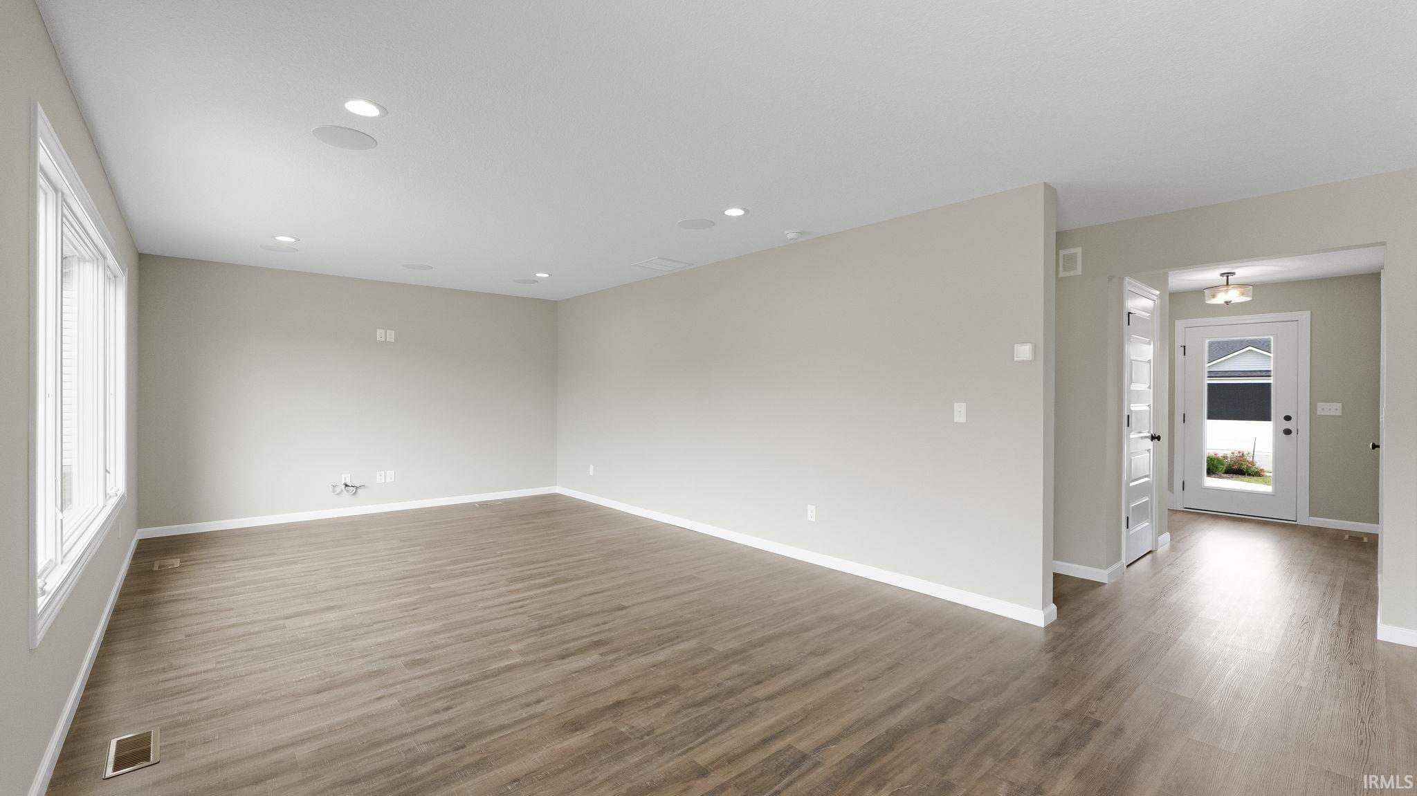 Photo 5 of 1423 Herdsman Boulevard