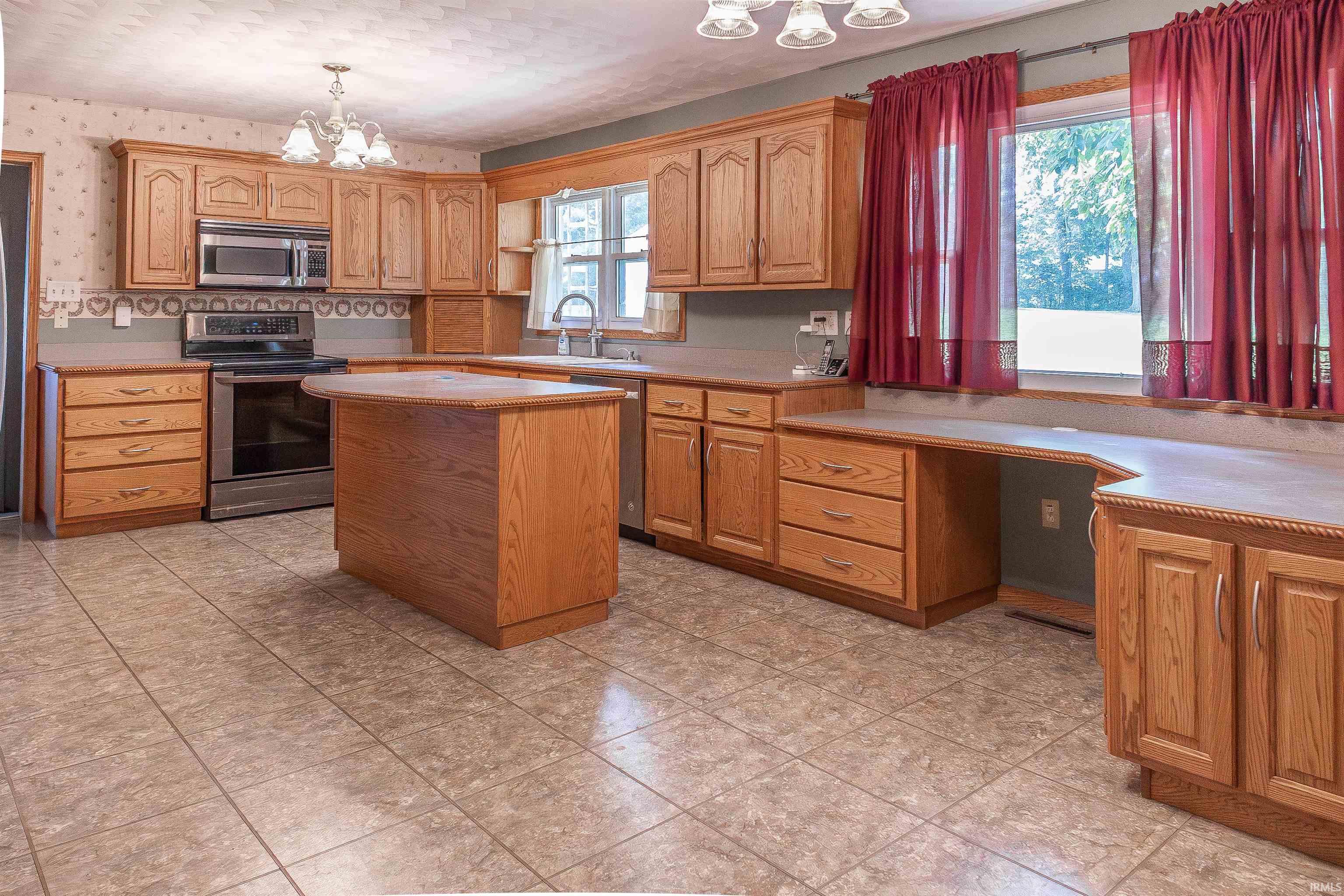 Homes for sale in Mitchell, IN | 1372 Yockey Rd, Mitchell, IN 47446 | MLS# 202529889