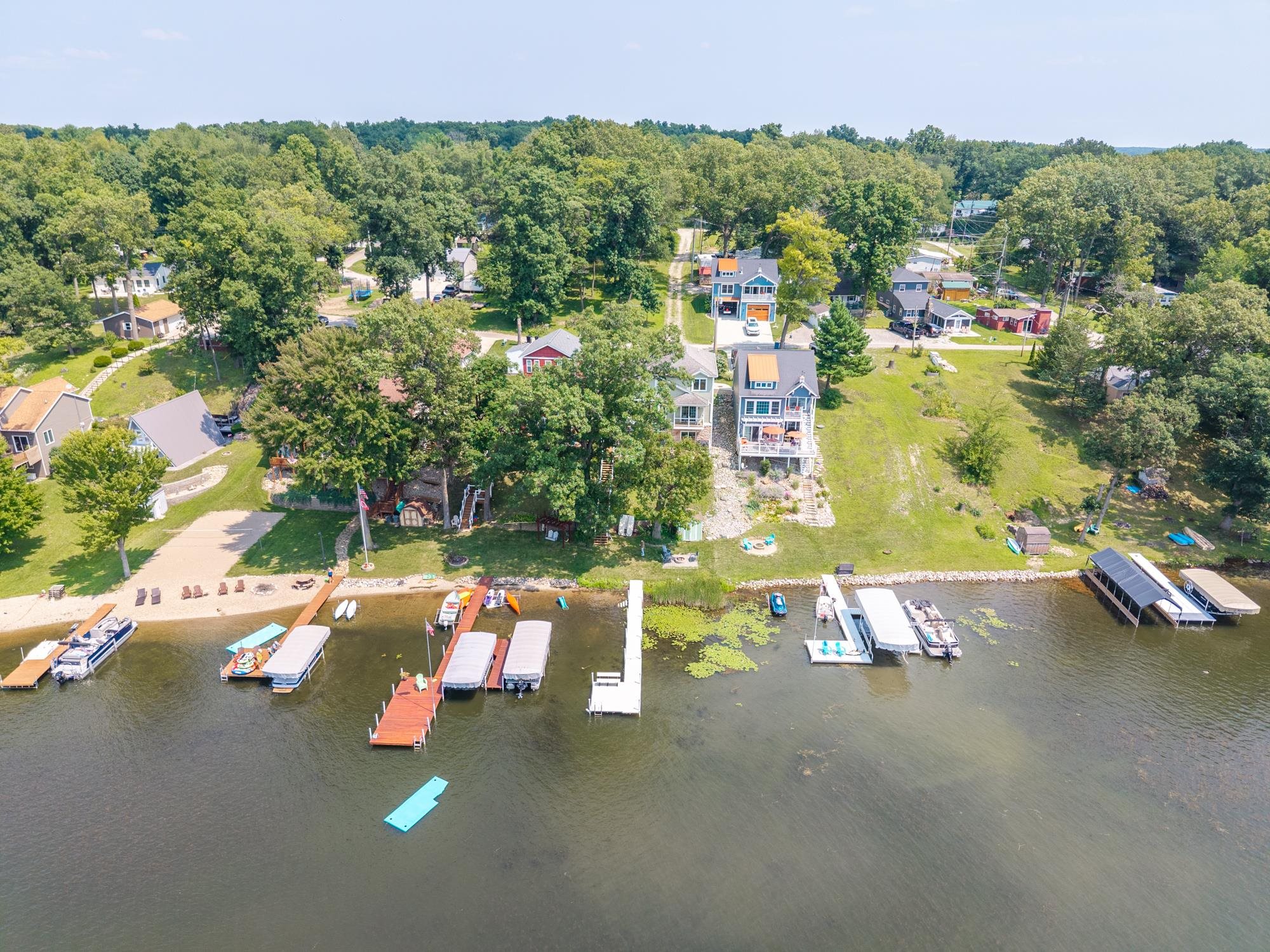 Photo 2 of 700 lane 274 Crooked Lake