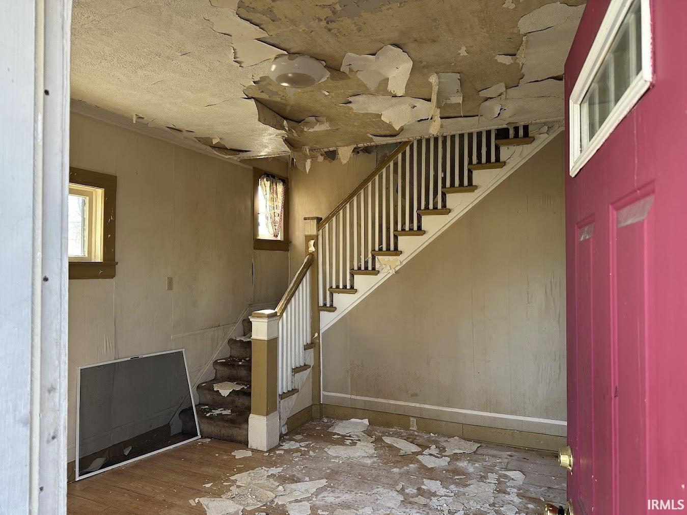 Homes for sale in South Bend, IN | 661 Lawndale St, South Bend, IN 46628 | MLS# 202529914