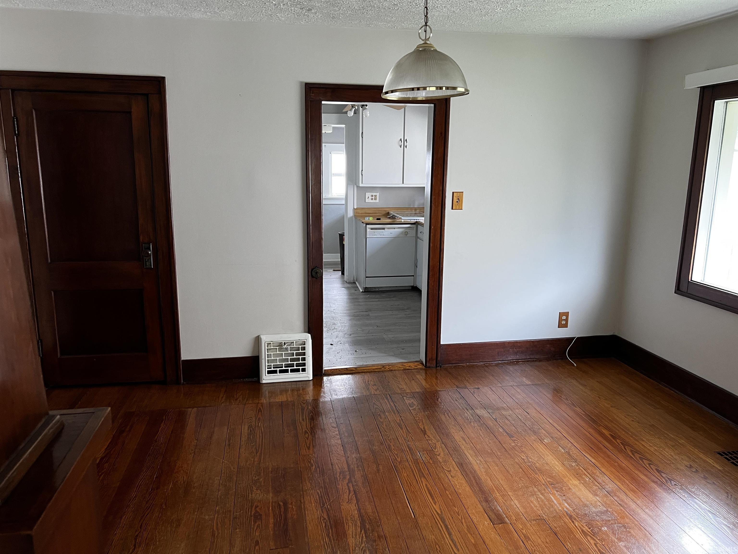 Photo 2 of 1310 Woodward Avenue