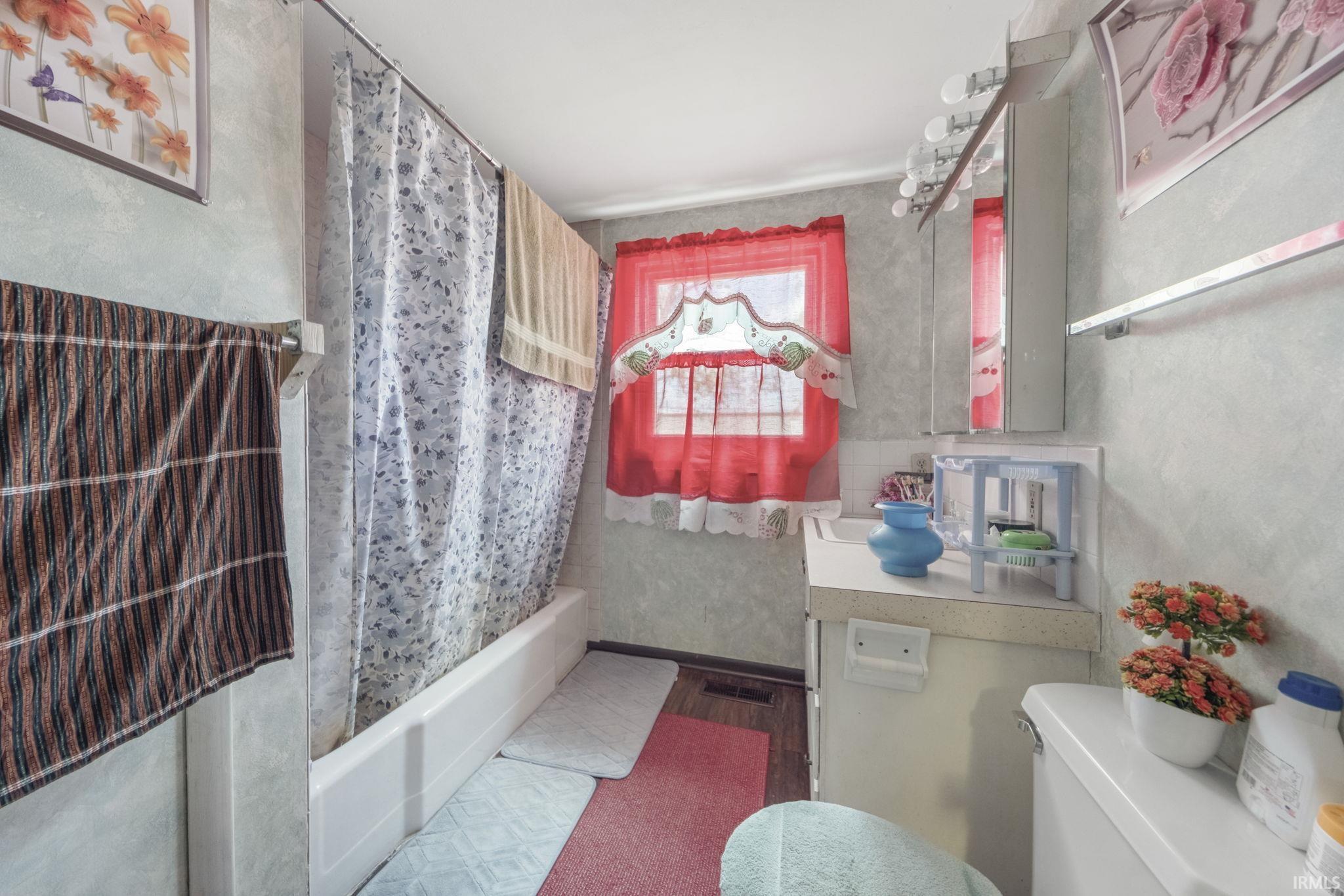 Photo 13 of 6219 Birchdale Drive