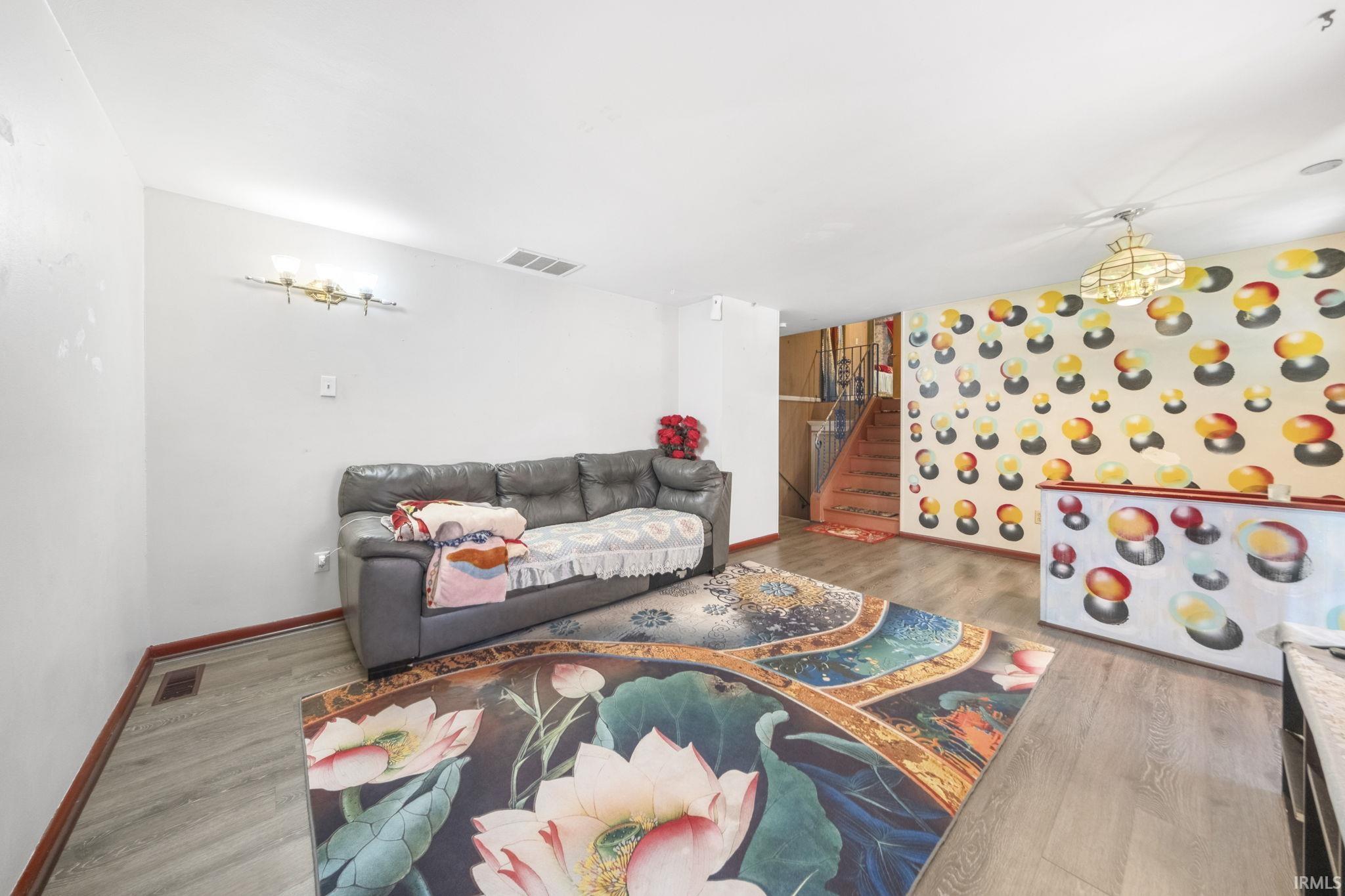 Photo 5 of 6219 Birchdale Drive