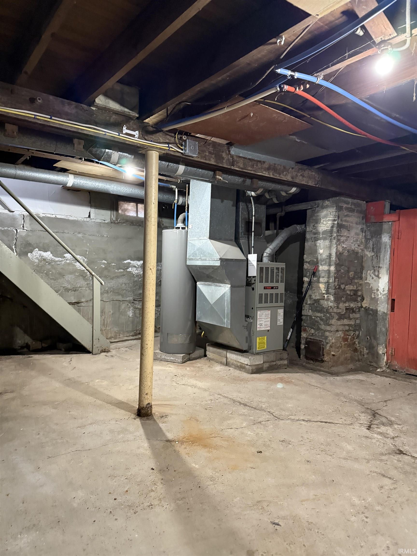 Photo 16 of 407 W Lexington Avenue