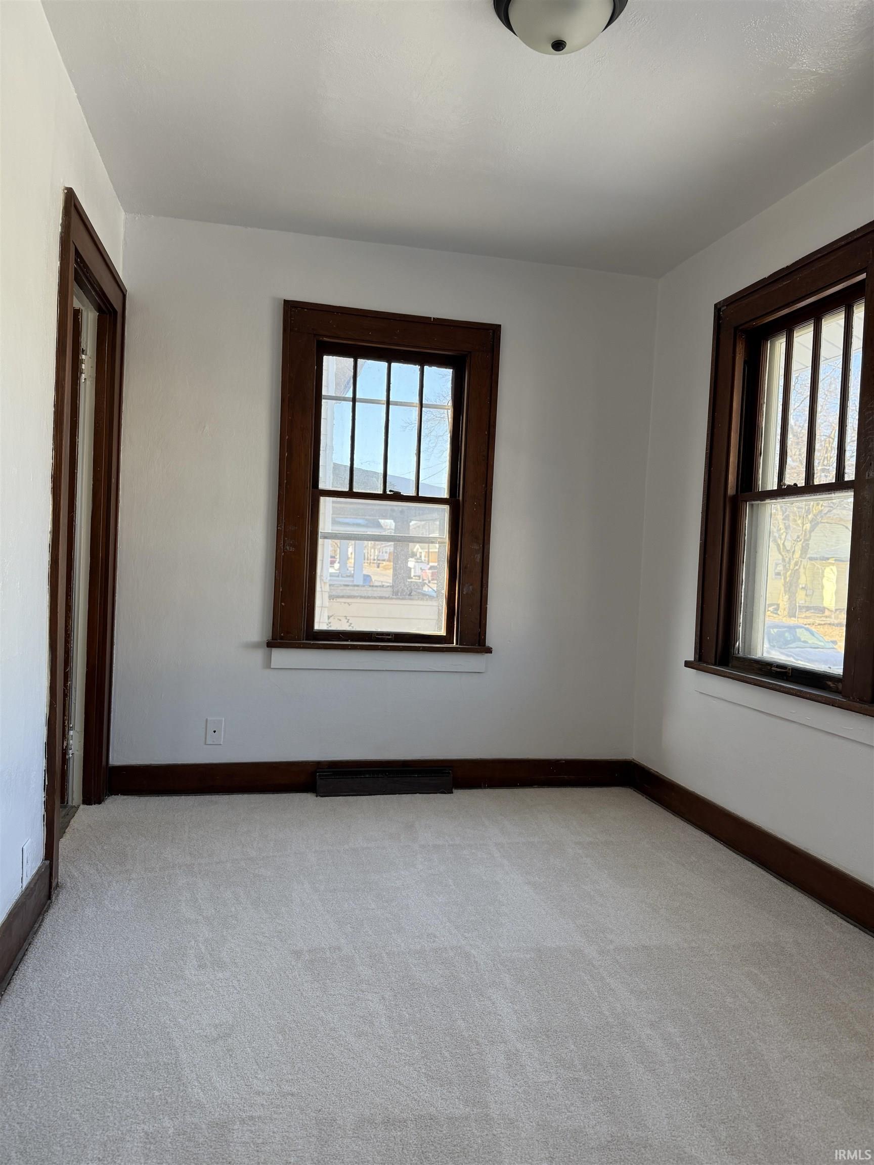 Photo 24 of 407 W Lexington Avenue