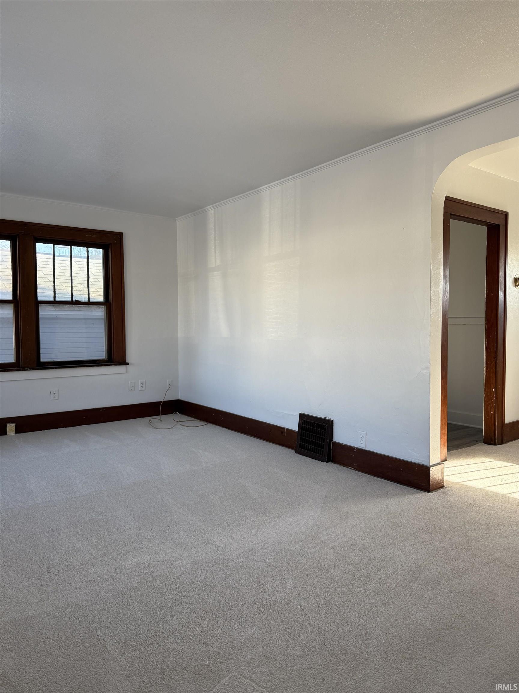 Photo 4 of 407 W Lexington Avenue