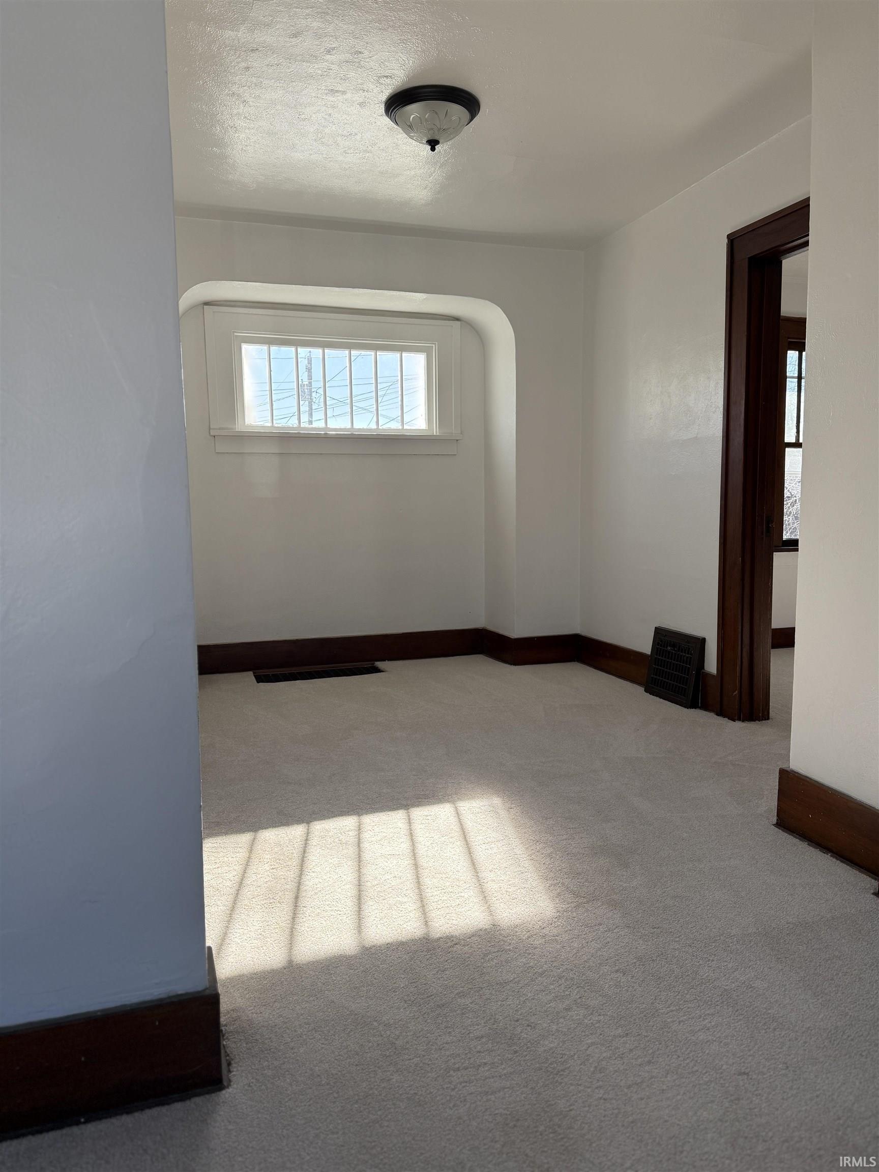 Photo 6 of 407 W Lexington Avenue