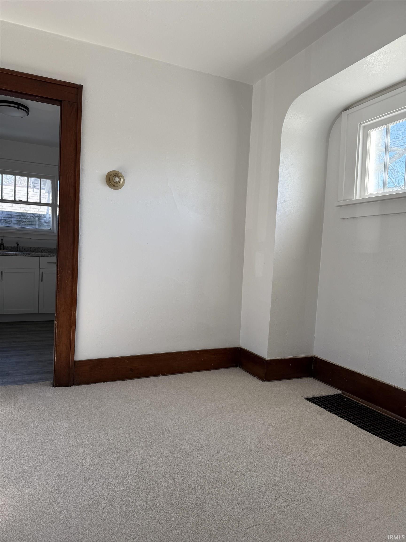 Photo 8 of 407 W Lexington Avenue