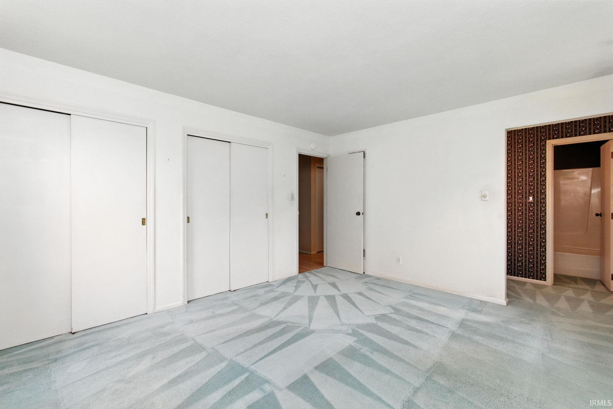 Photo 12 of 1501 Ash Drive W