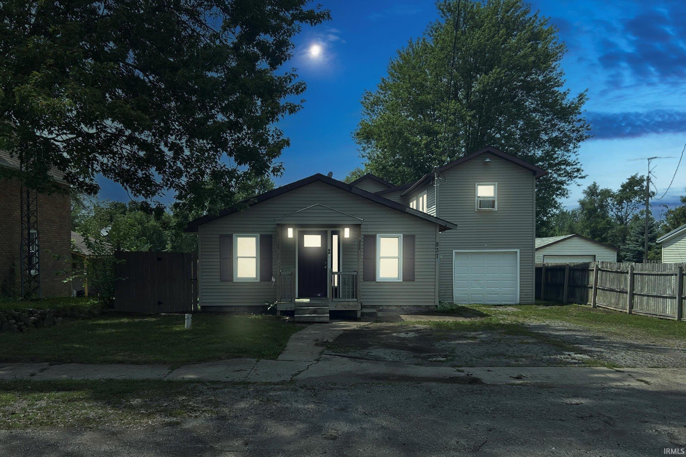 Homes for sale in Walkerton, IN | 837 N Queen Rd, Walkerton, IN 46574 | MLS# 202529941