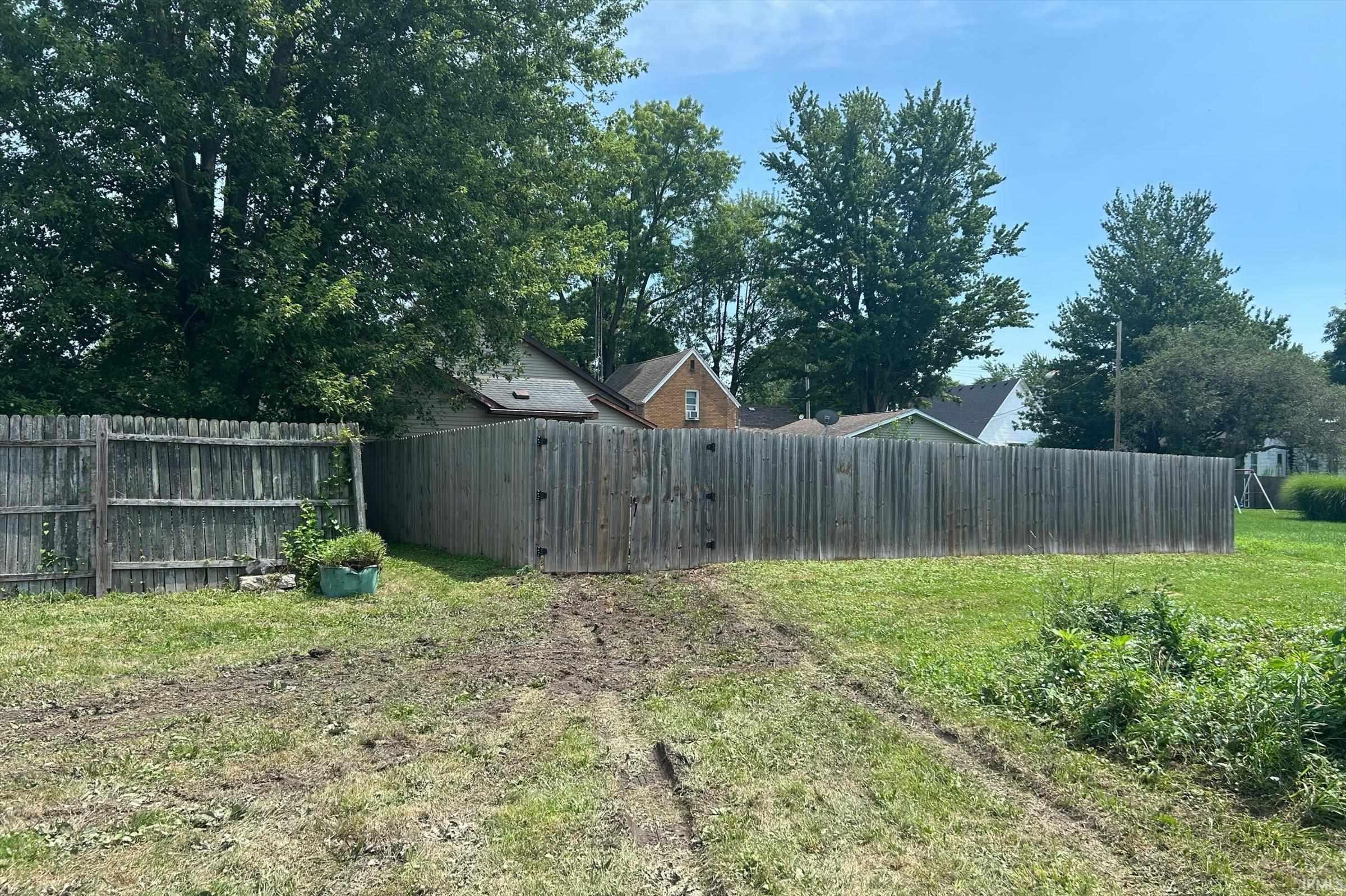 Homes for sale in Walkerton, IN | 837 N Queen Rd, Walkerton, IN 46574 | MLS# 202529941