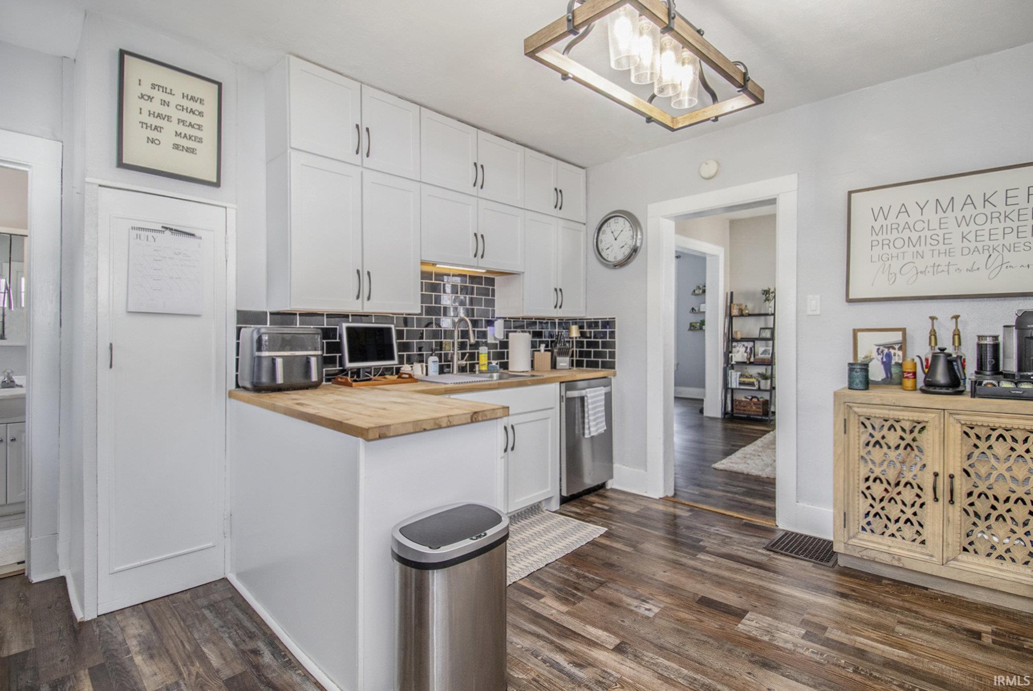 Photo 9 of 424 Goshen Avenue