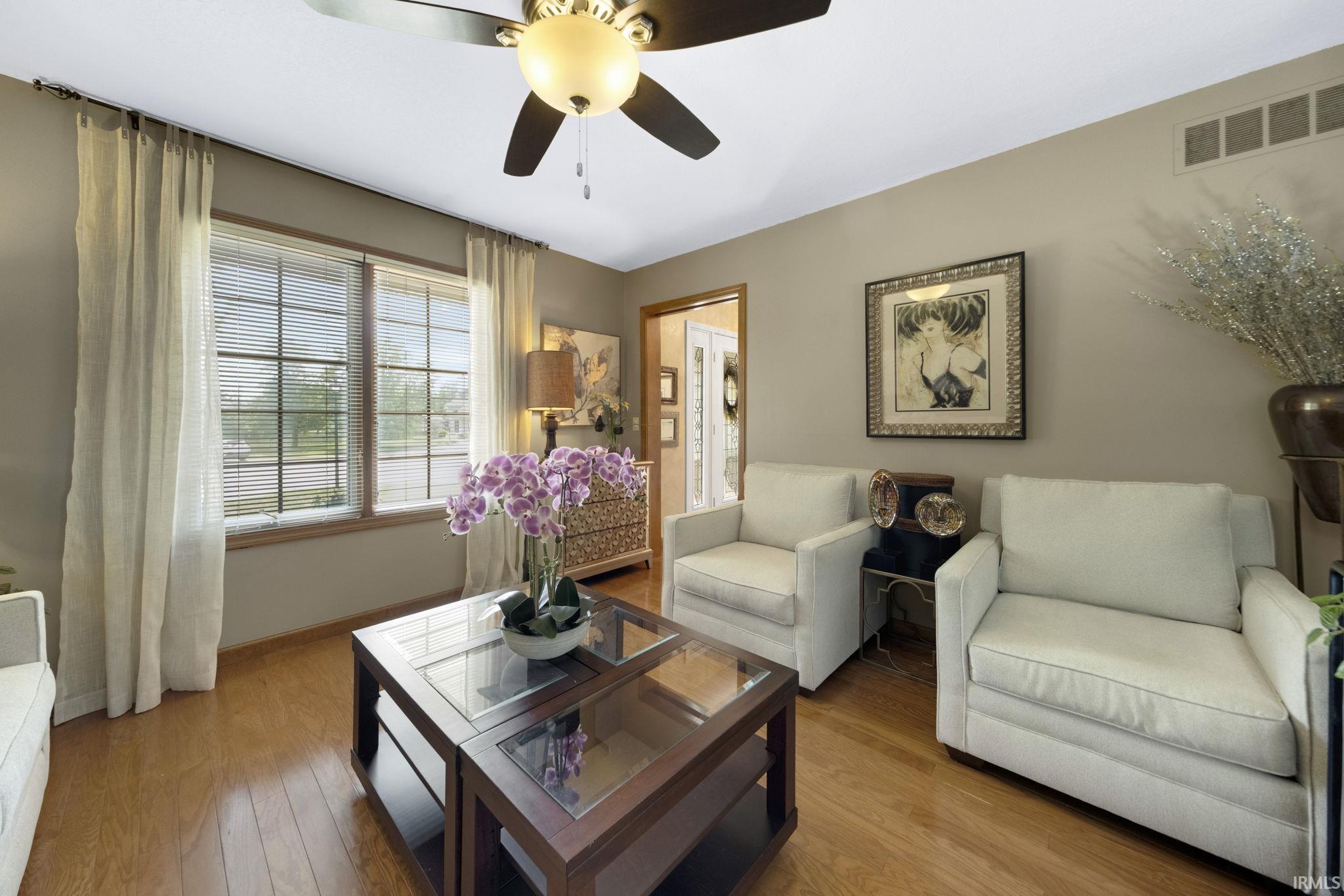 Photo 5 of 11028 Oak Briar Court