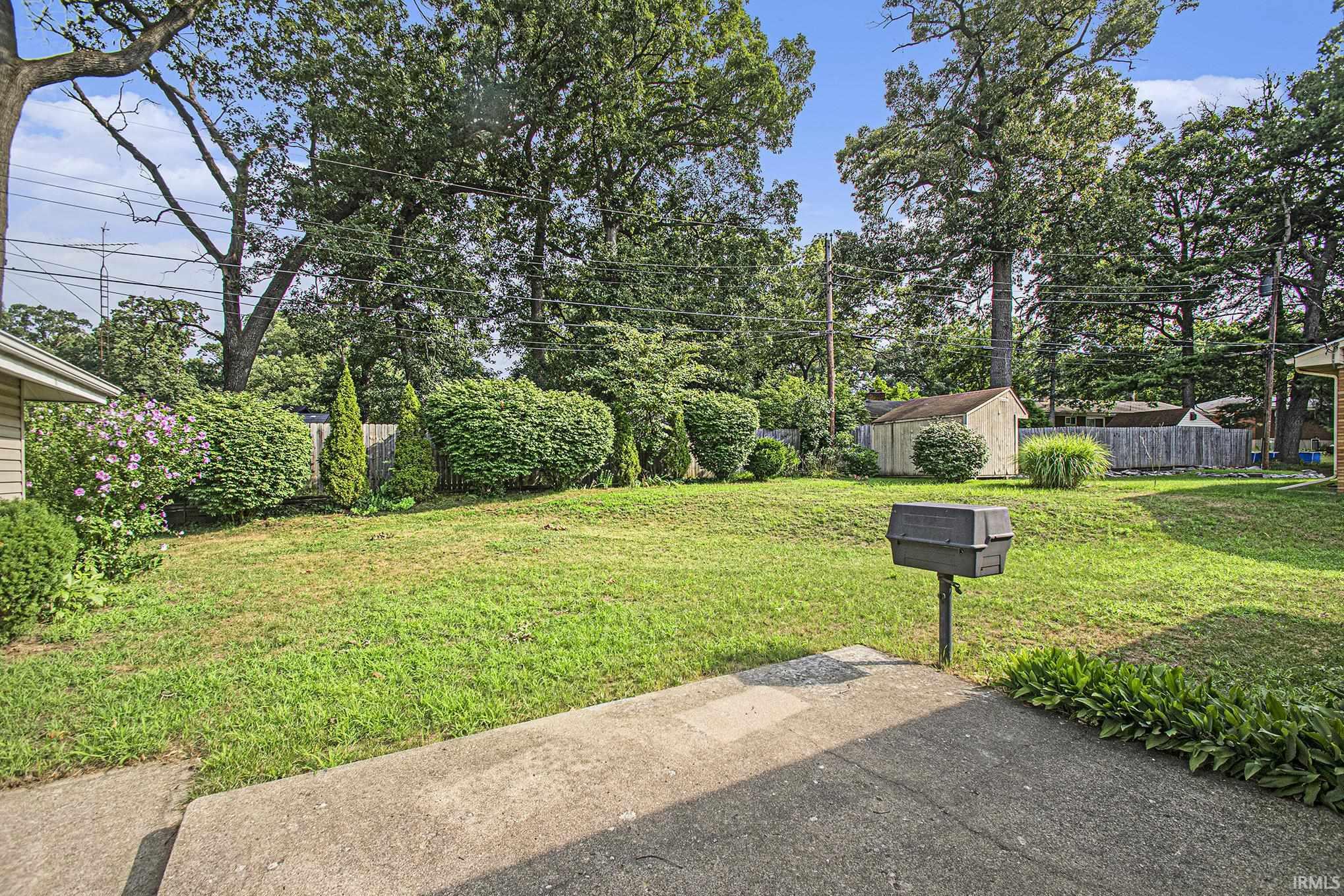 Homes for sale in South Bend, IN | 3715 Surrey Ln, South Bend, IN 46628 | MLS# 202530024